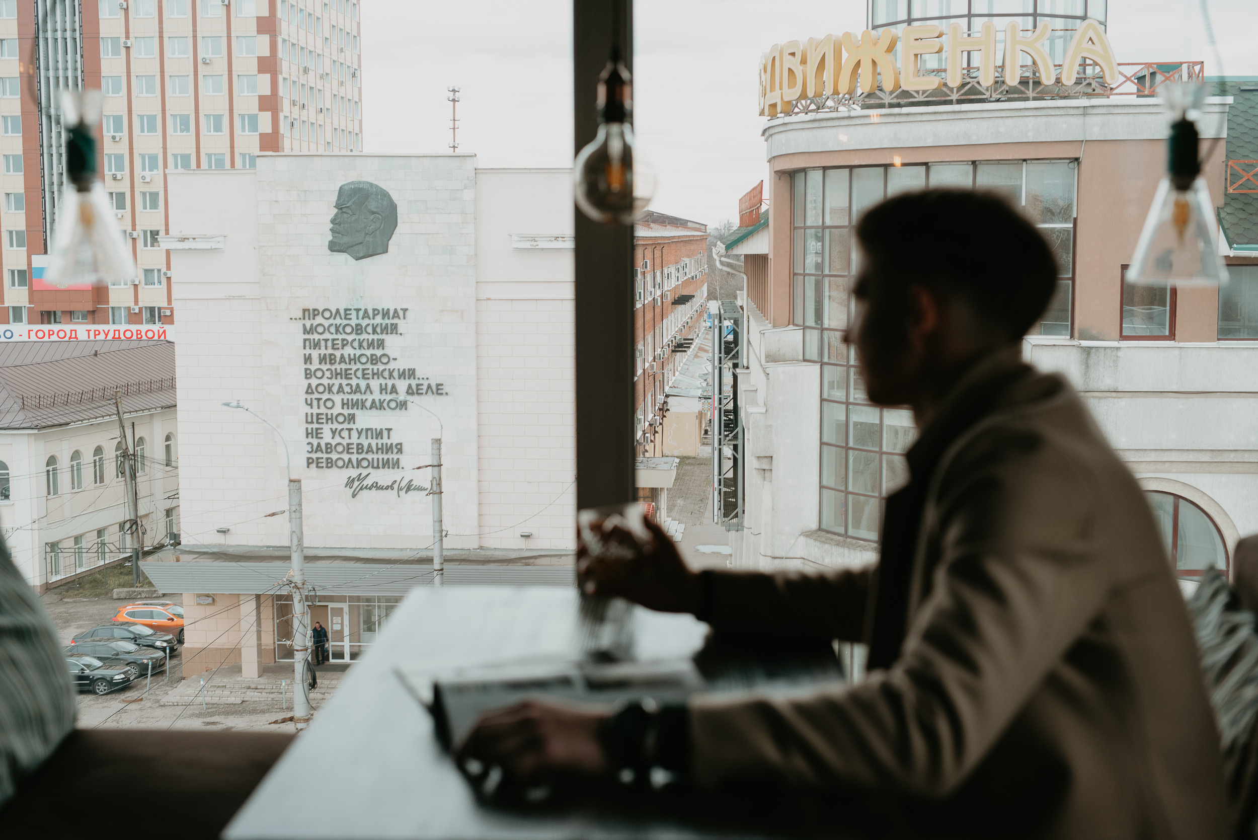 Кирилл. Я помогу запечатлеть радостные моменты Вашей жизни