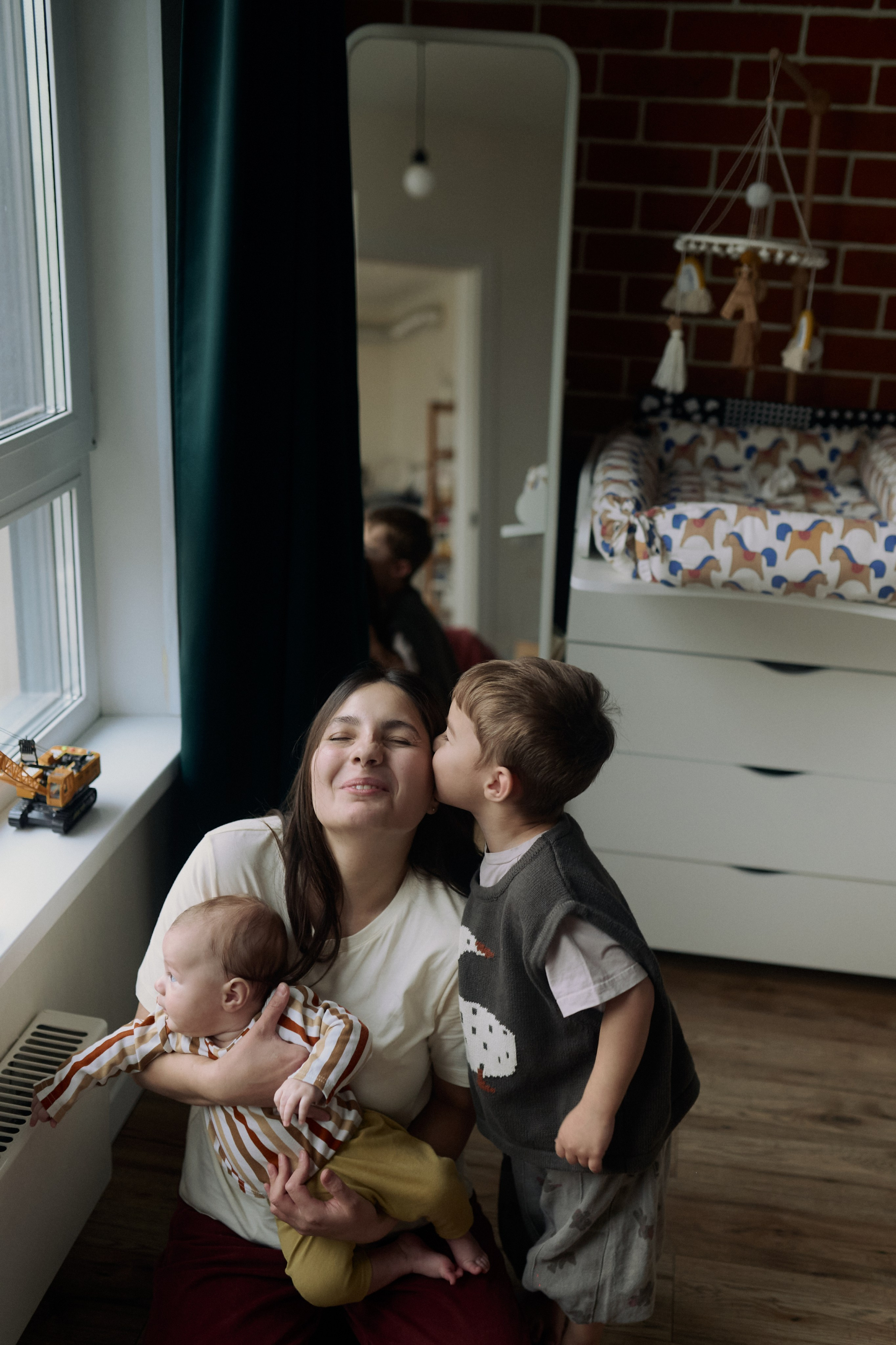 Эмир, Диана, Леон и Амин дома. Семейный и свадебный lifestyle-фотограф в Москве Мария Петрова