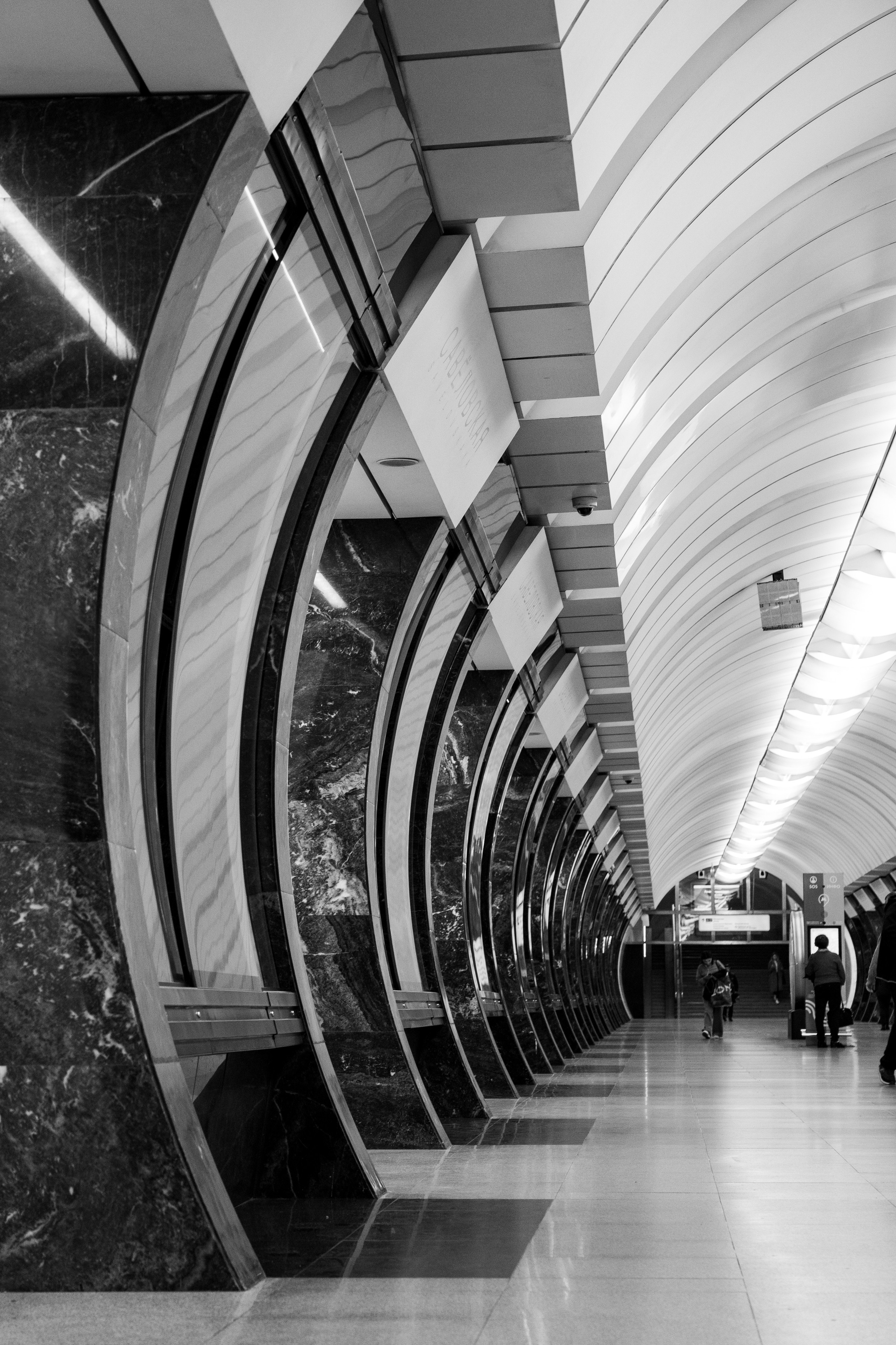 Монохромная Москва. Легкая фотография