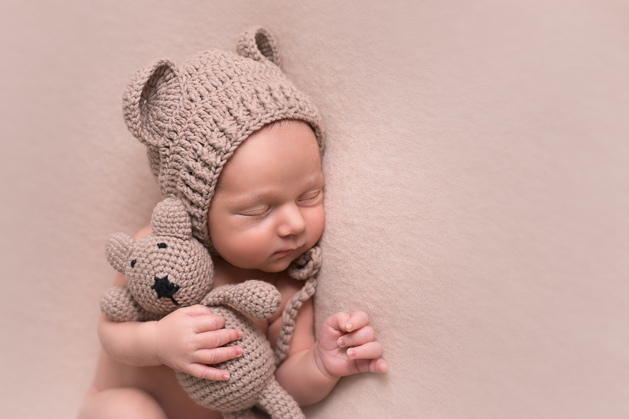 Новорожденные. Фотограф в Новосибирске