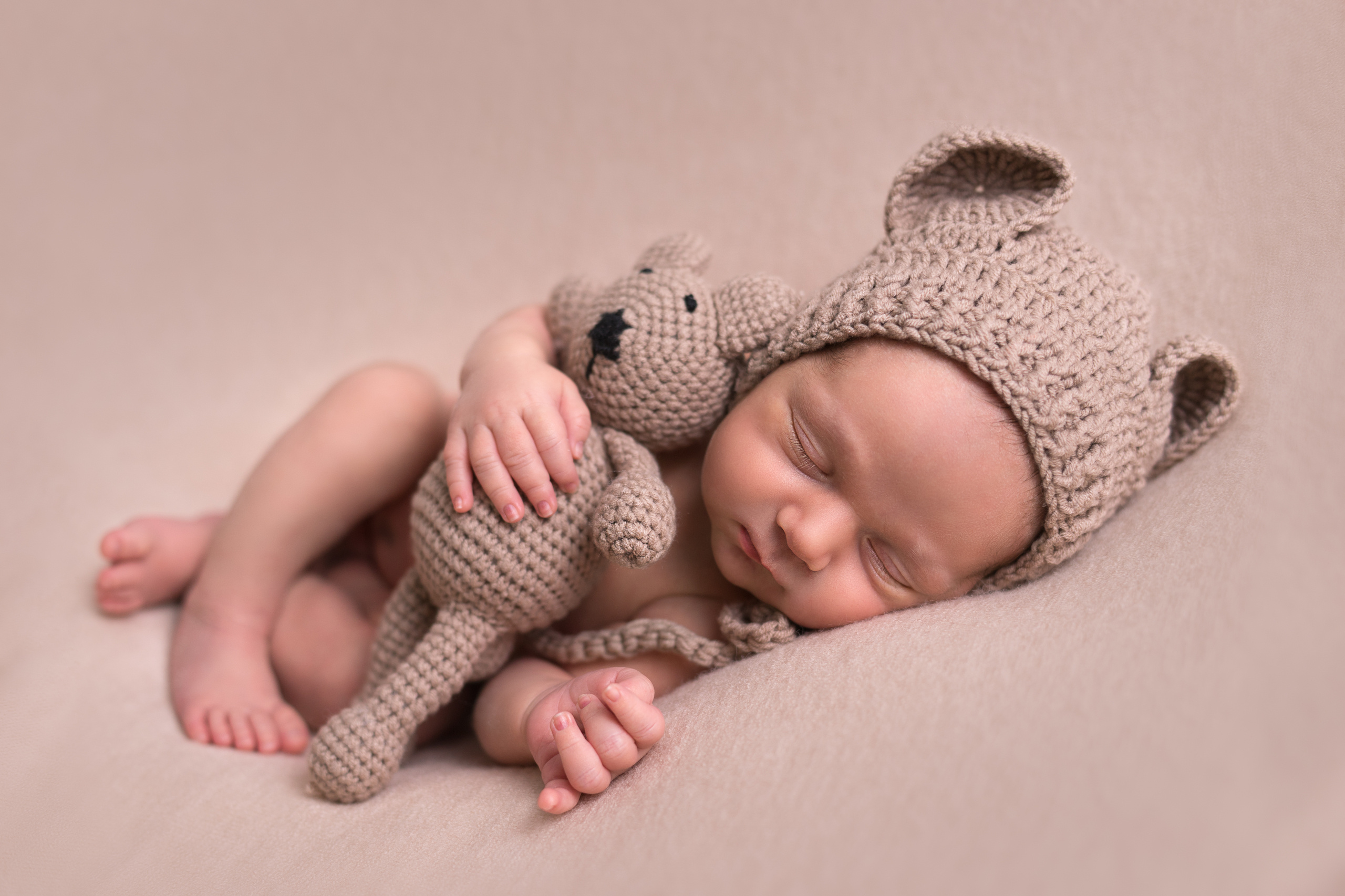 Новорожденные. Фотограф в Новосибирске