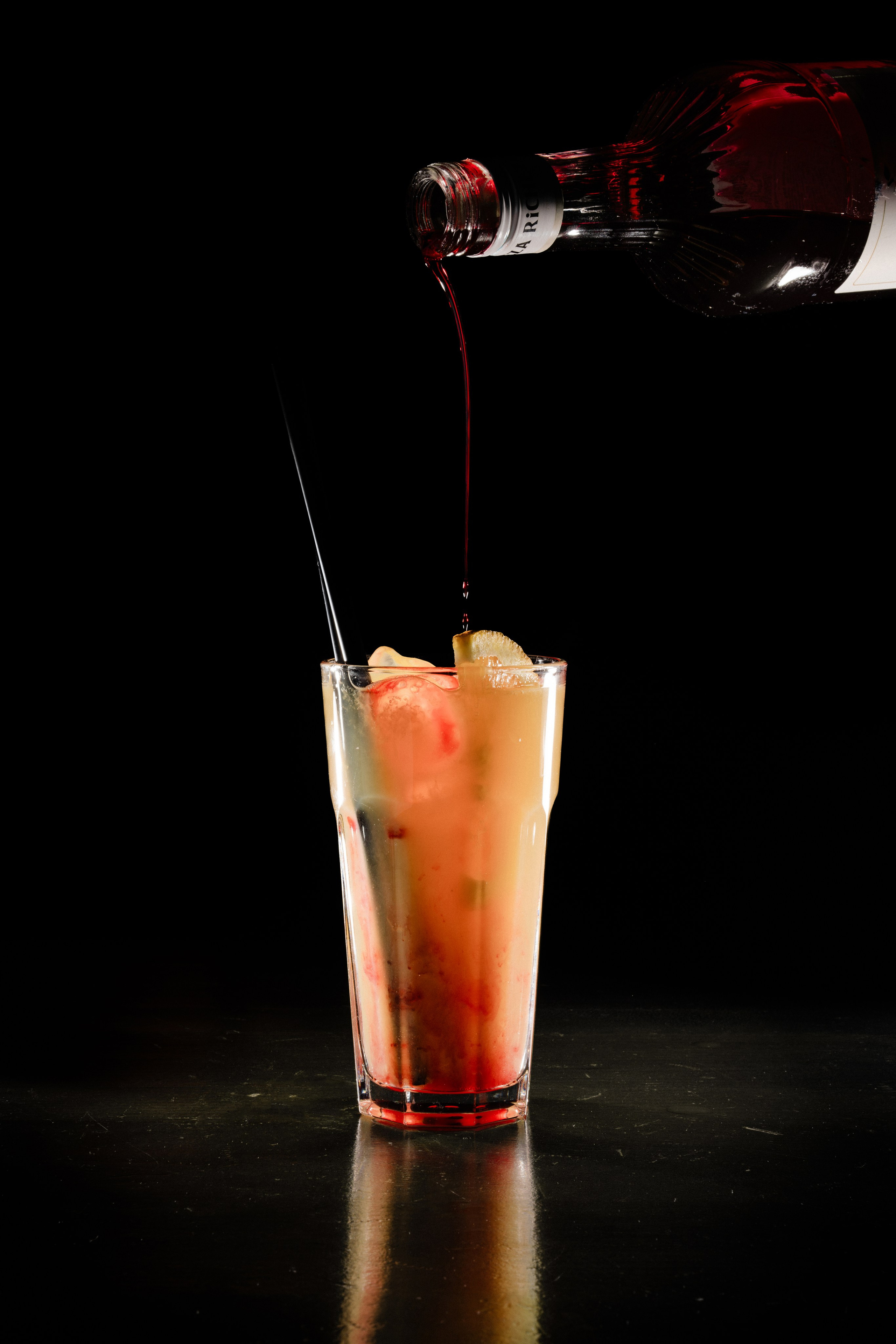 Коктейли MAX. Фотограф Великий Новгород Артем Чернецкий