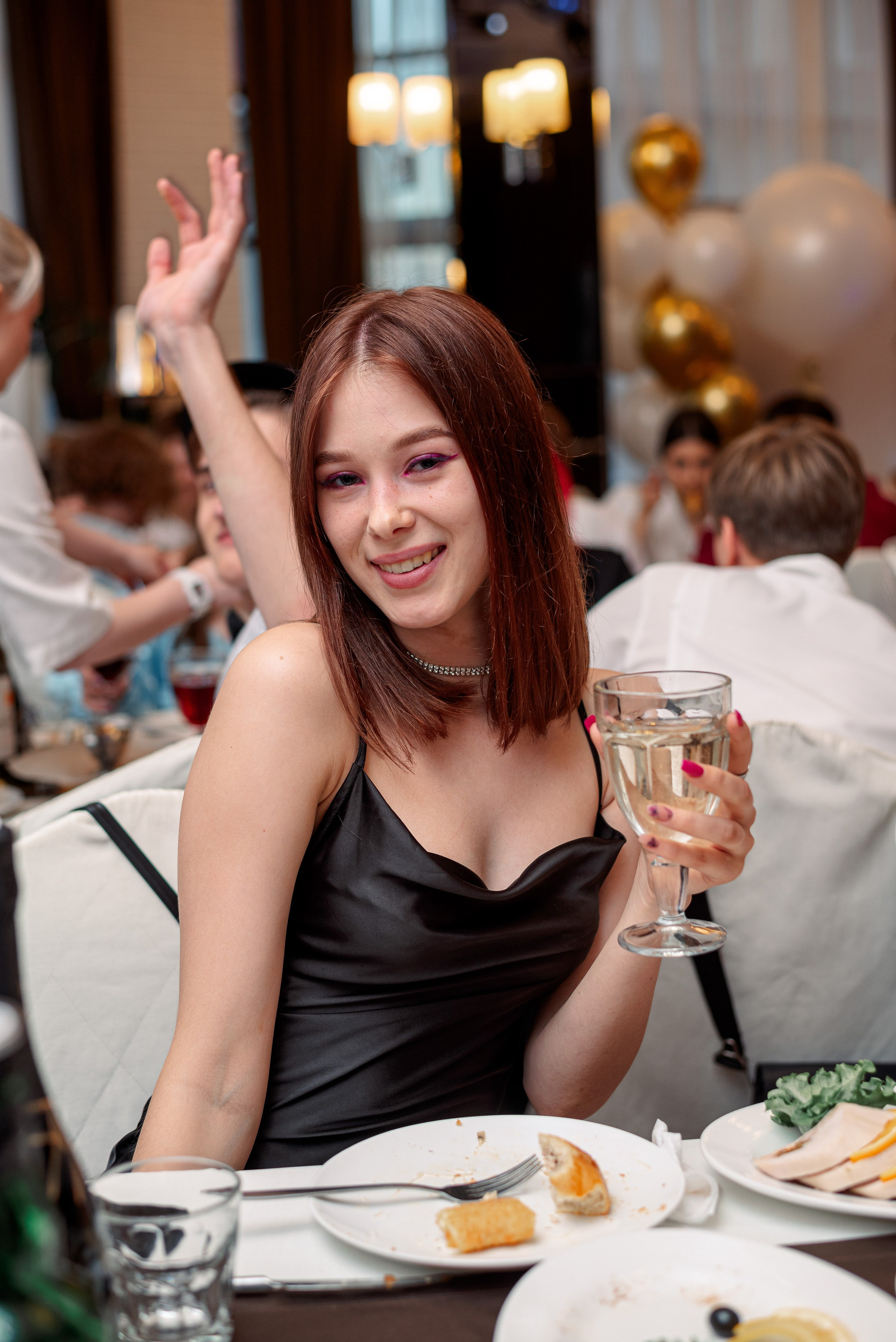 Выпускной 9-11классы. Выпускные книги Анапа Новороссийск Краснодар