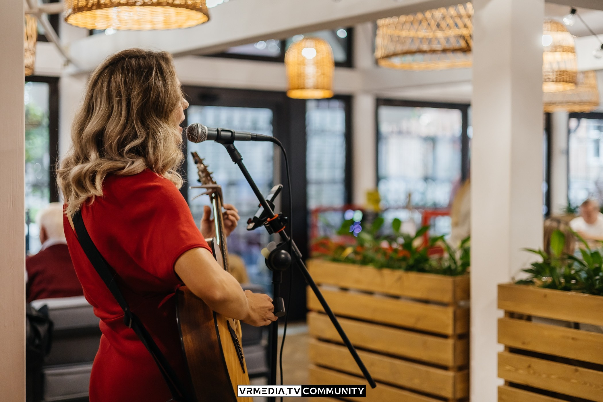 Ресторан «Volna»: Вокально-инструментальный вечер