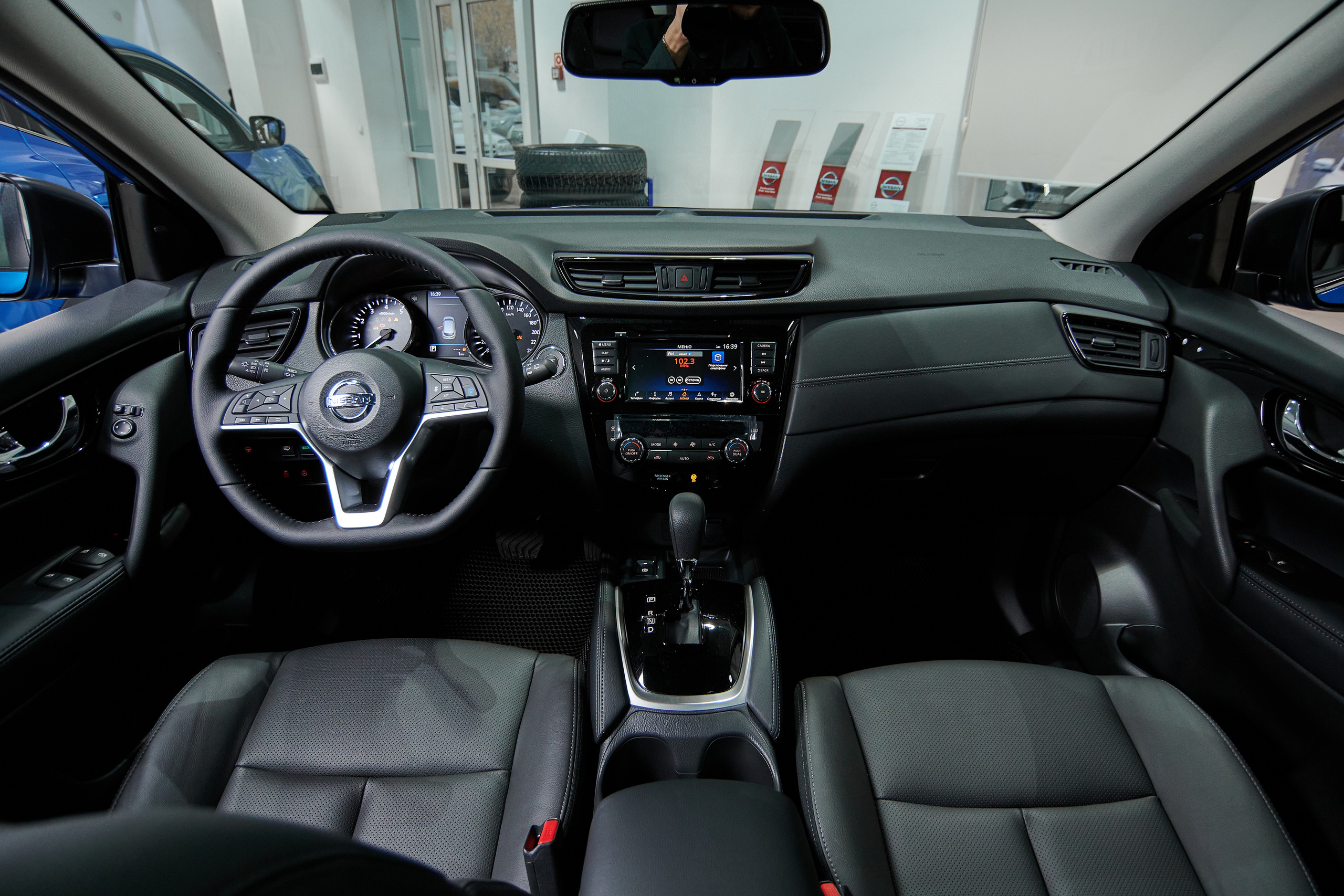 Автомобили