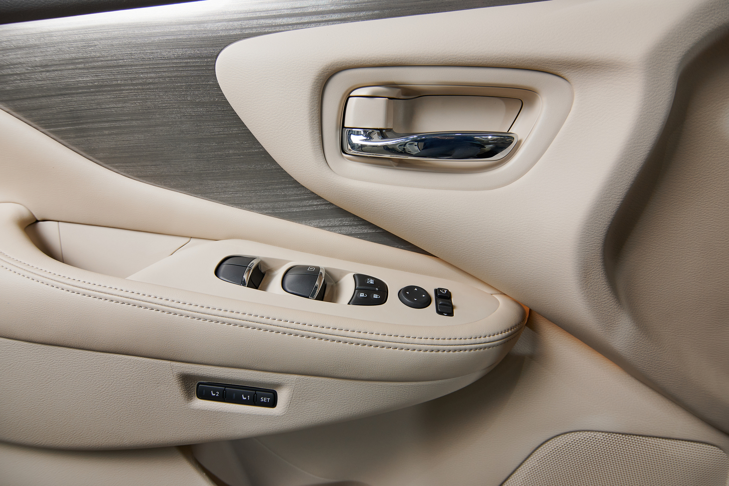 Автомобили