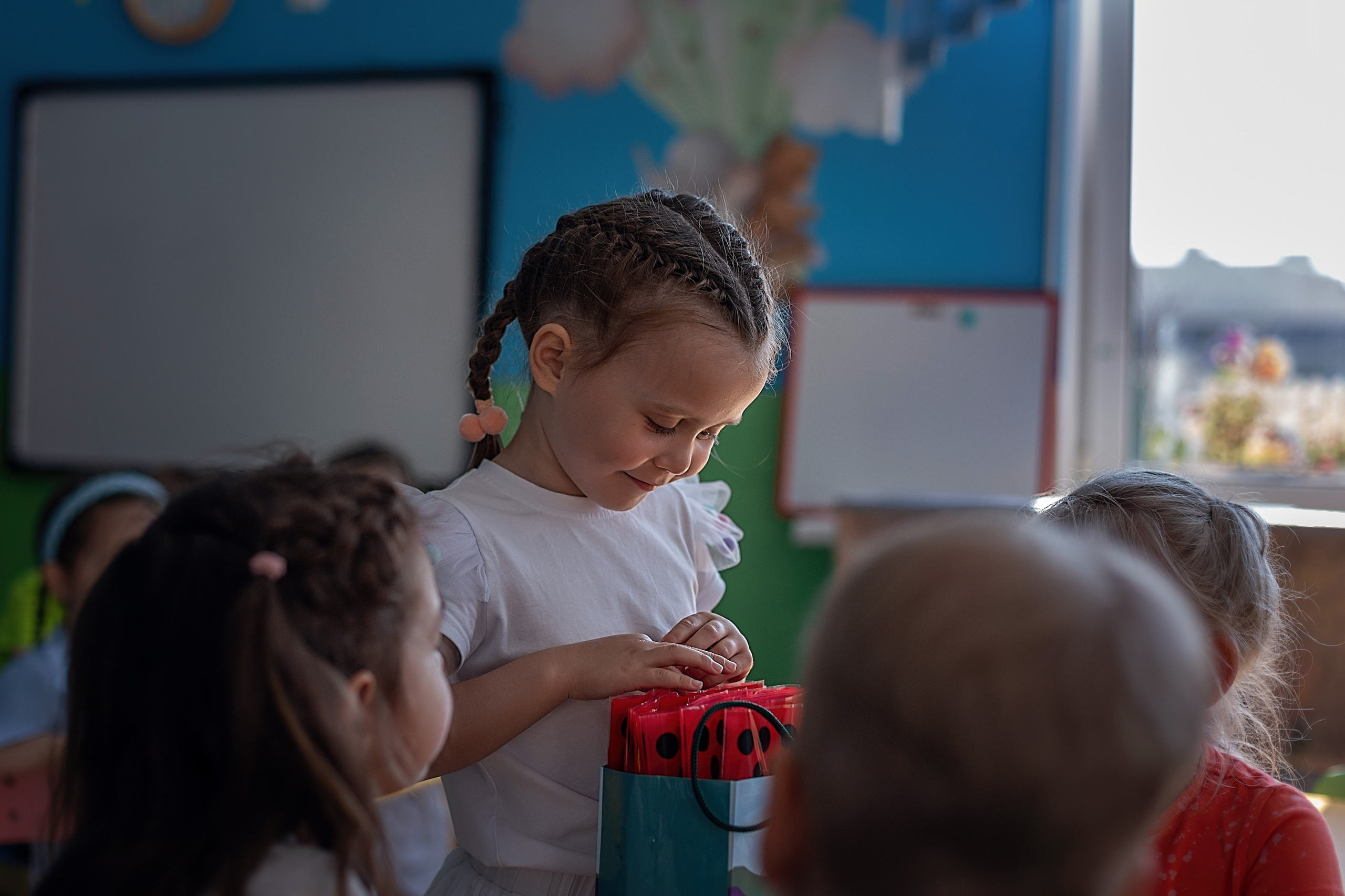 Весна в саду_2024 год. Семейный фотограф в Санкт-Петербурге