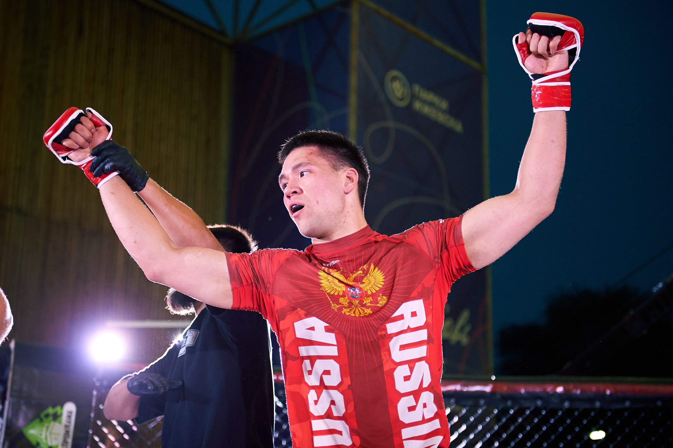 ММА. Битва на Иже-4. Спортивный репортажный фотограф в Ижевске Сергей Мерзляков