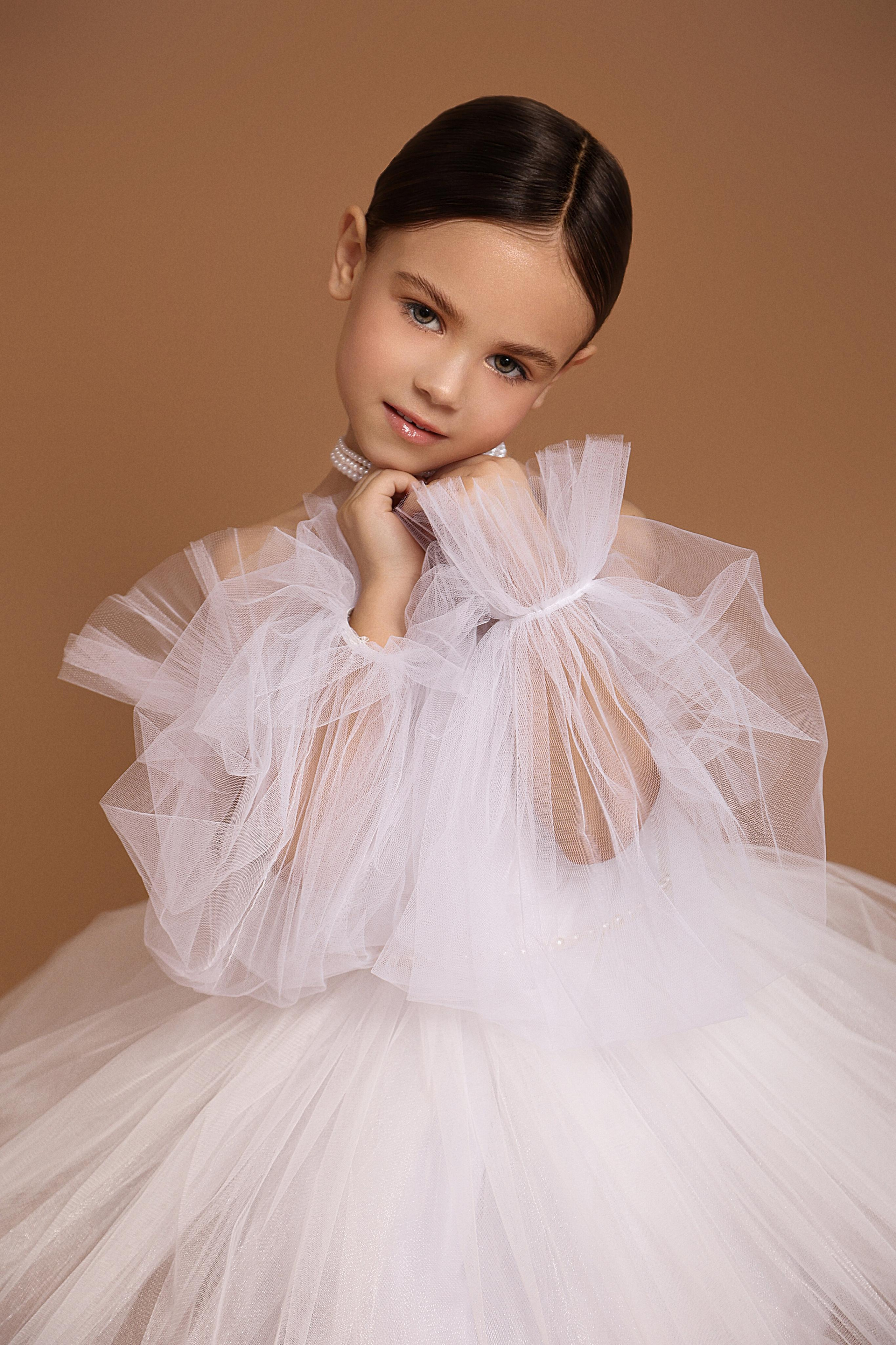 VARVARA. Модельная студия MIA Models