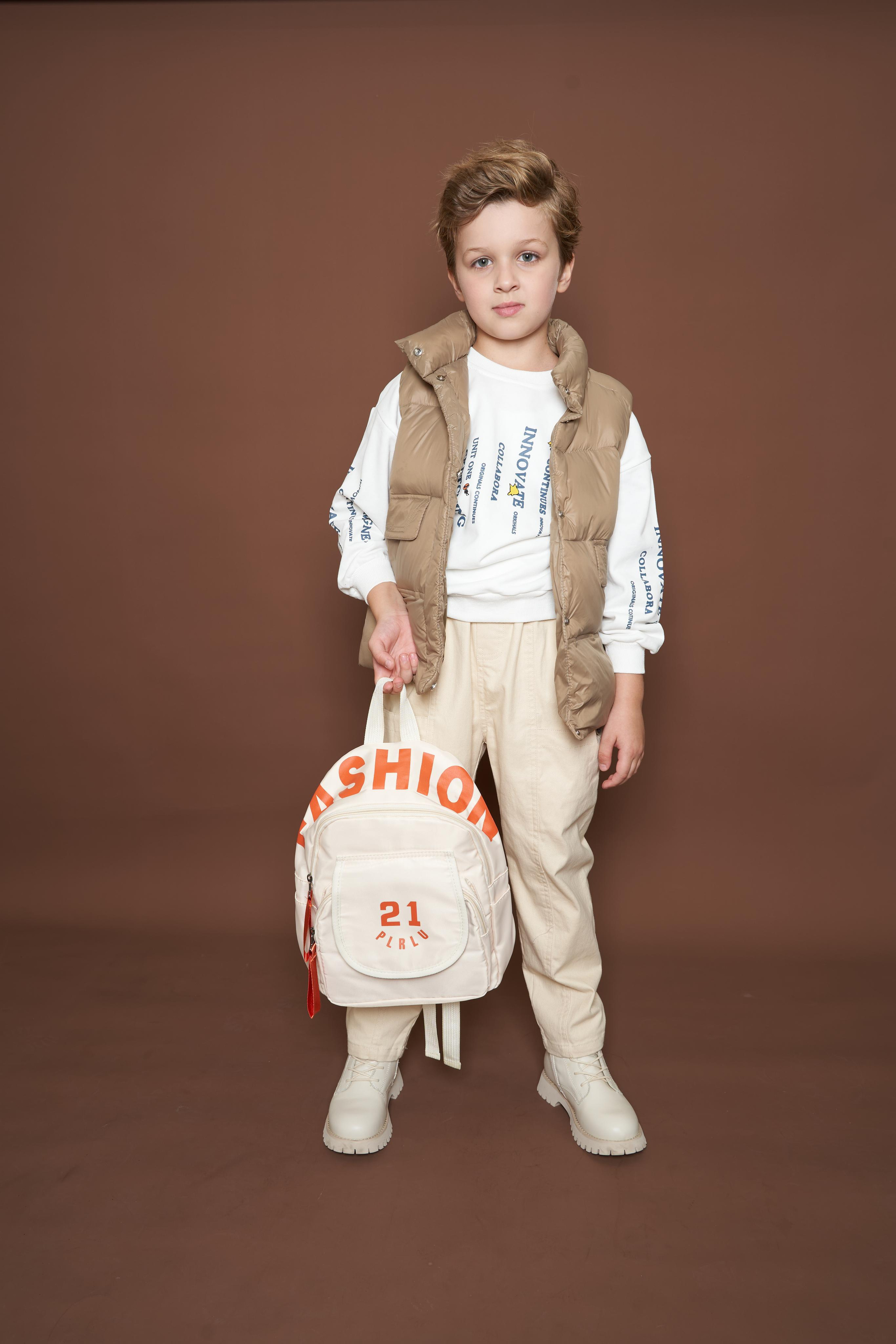 Рекламная съемка для детского Бренда BUS STORE KIDS. Модельная студия MIA Models