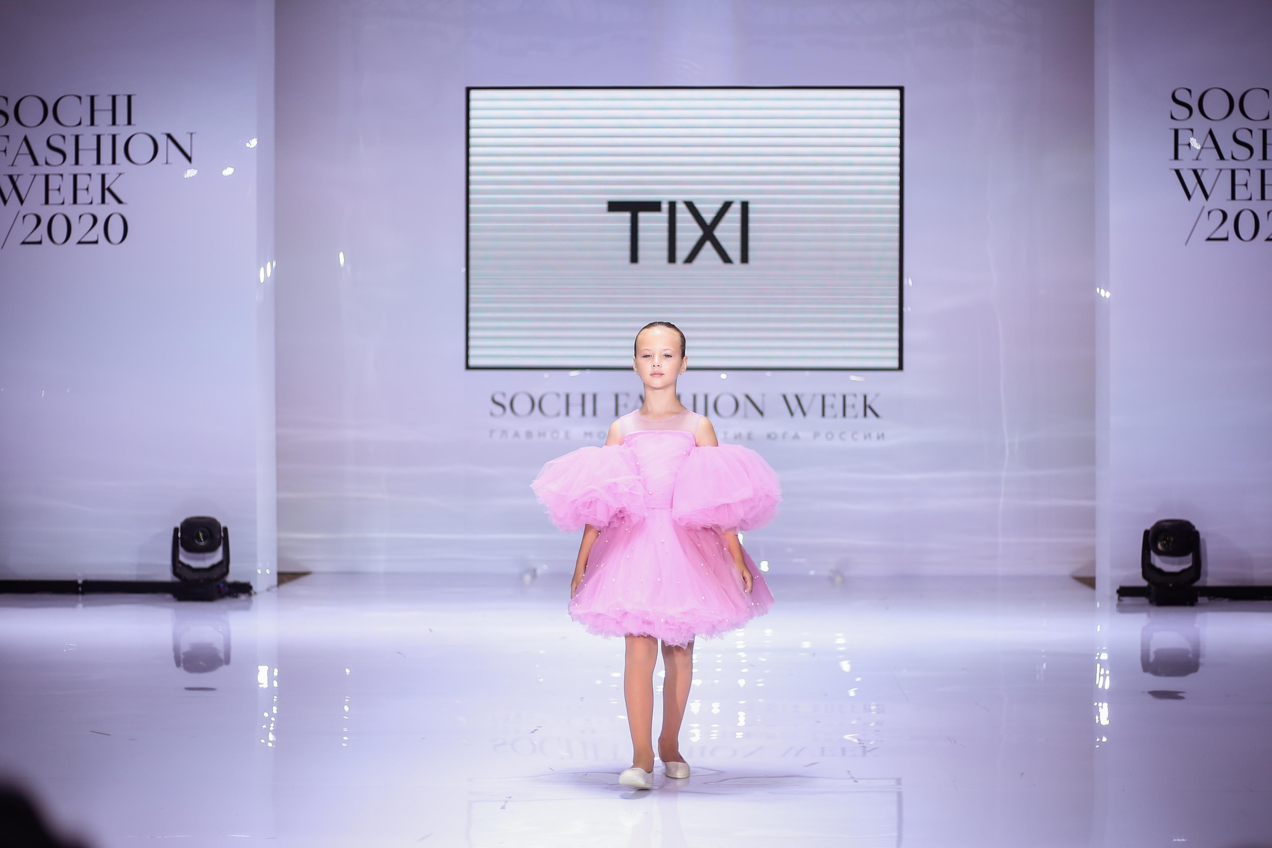 NEW COLLECTION BRAND TIXI SOCHI FASHION WEEK. Модельная студия MIA Models