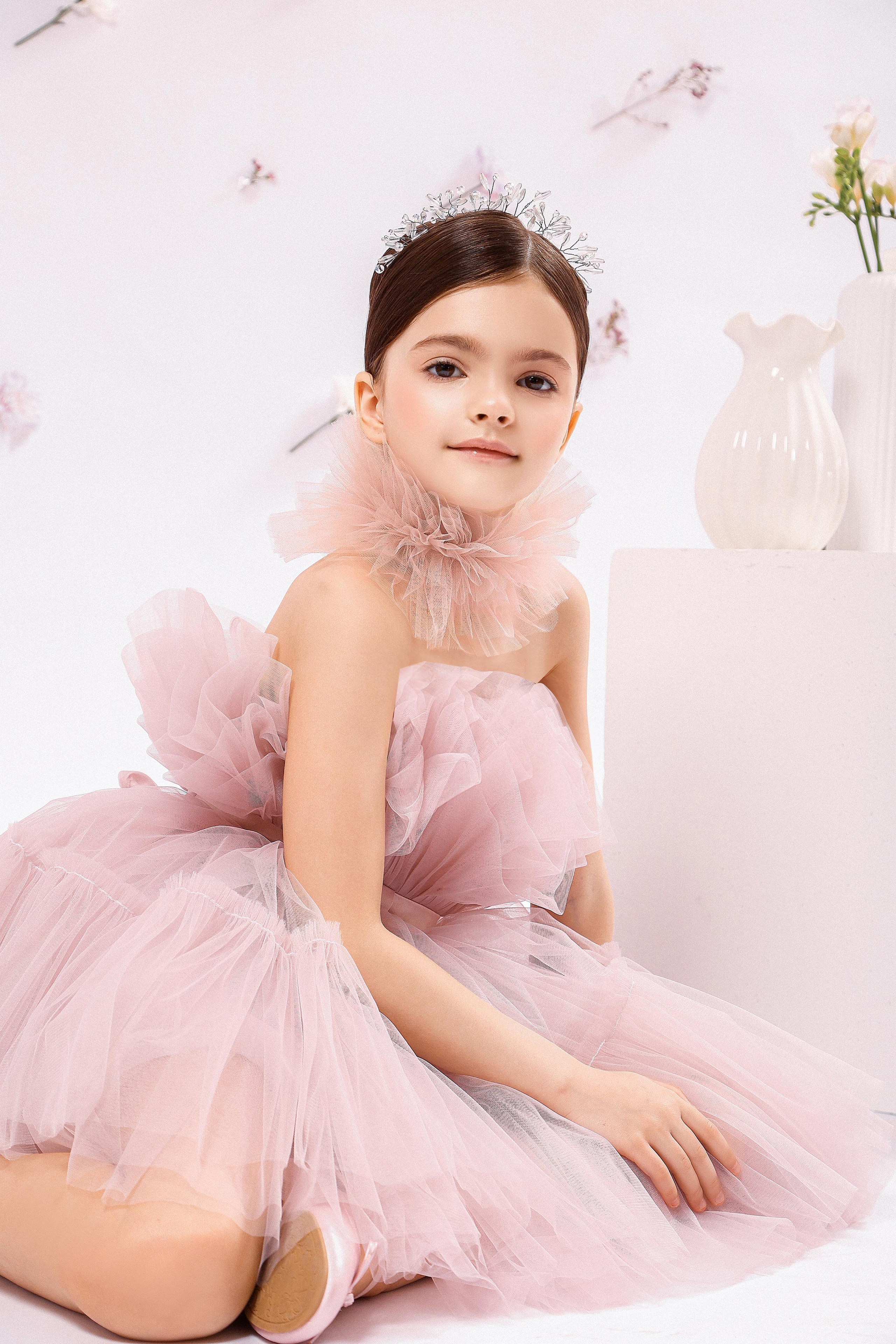 VERA. Модельная студия MIA Models