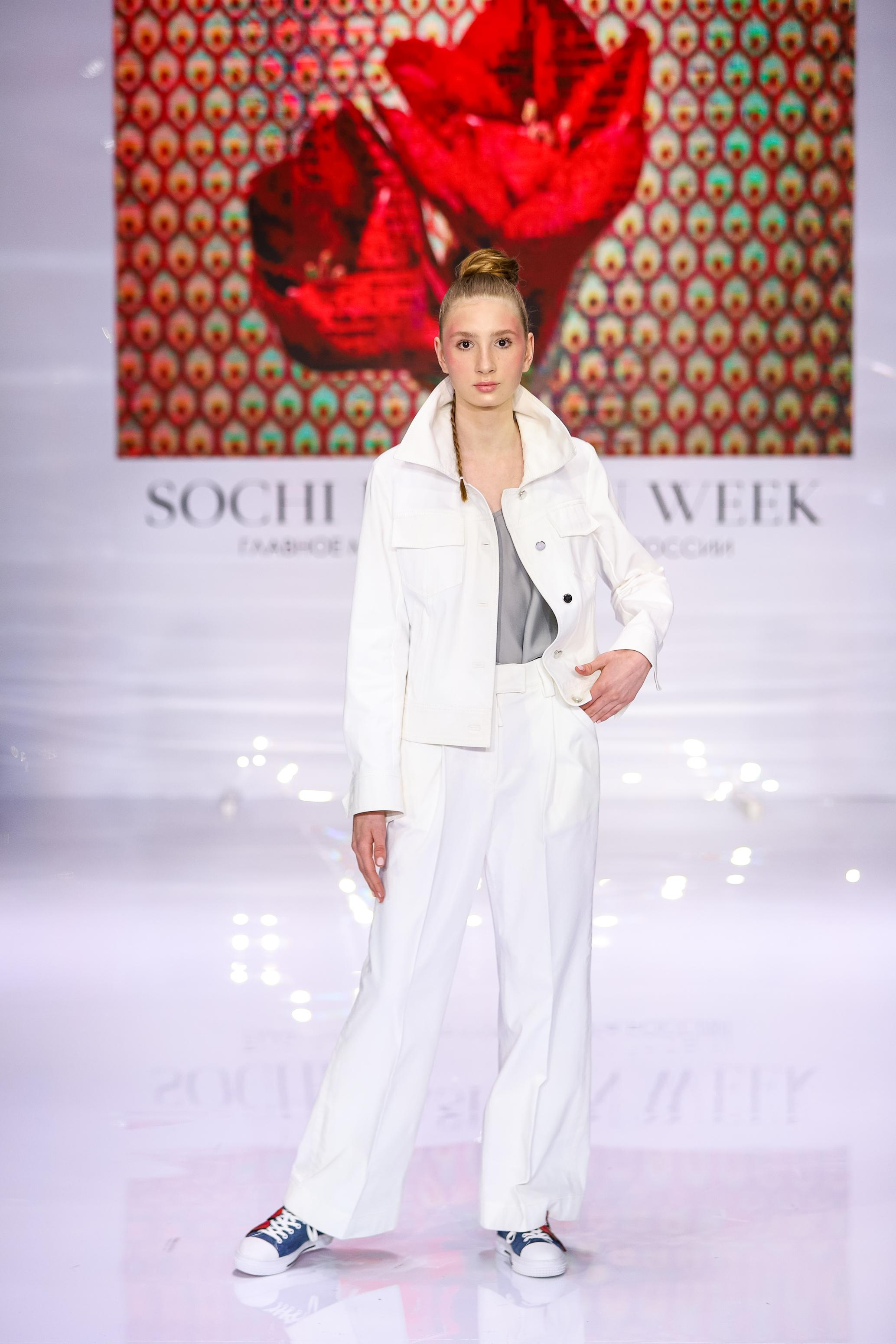 SOCHI FASHION WEEK. Модельная студия MIA Models
