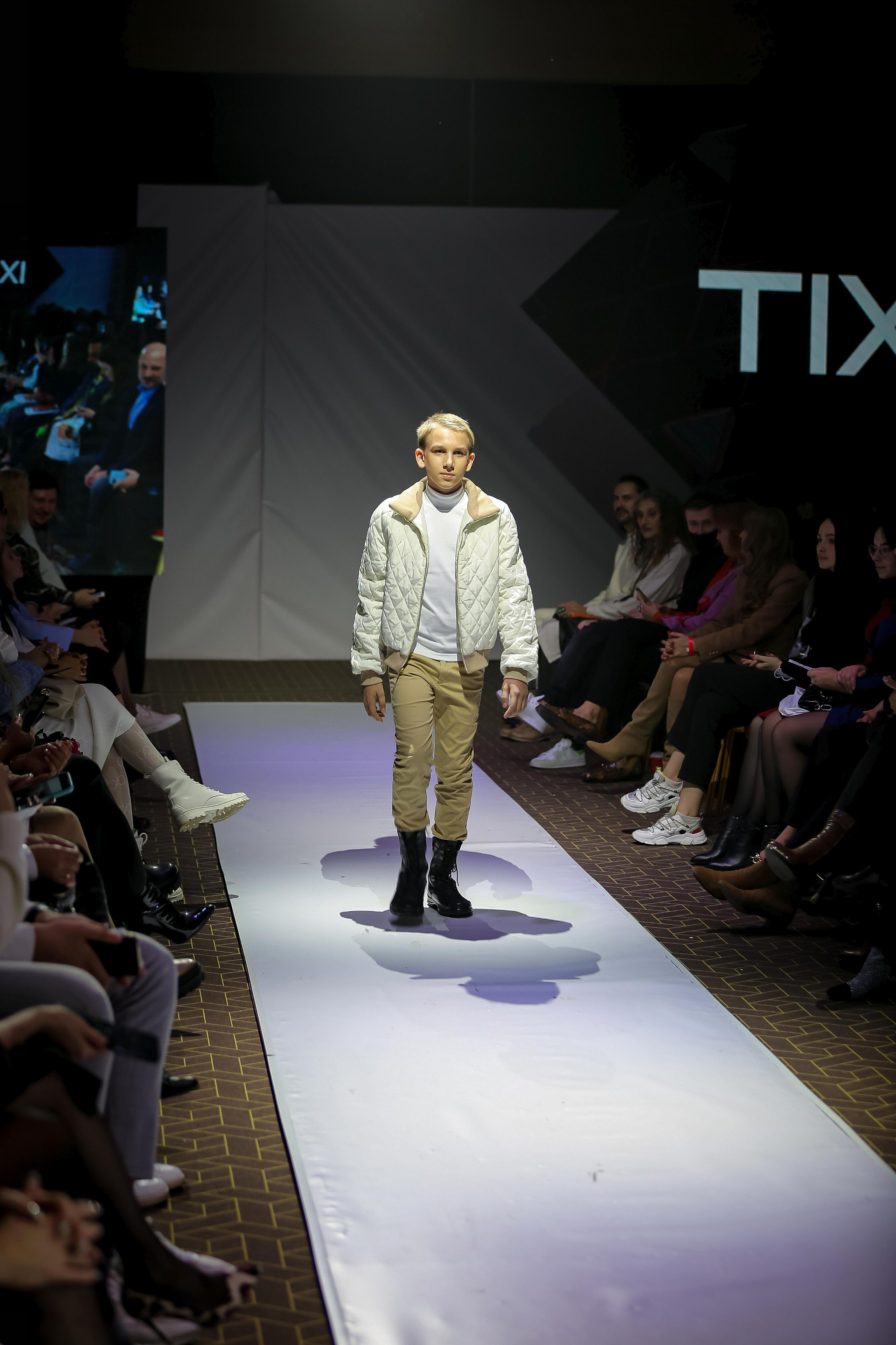 DON FASHION WEEK г. Ростов-на-Дону. Модельная студия MIA Models