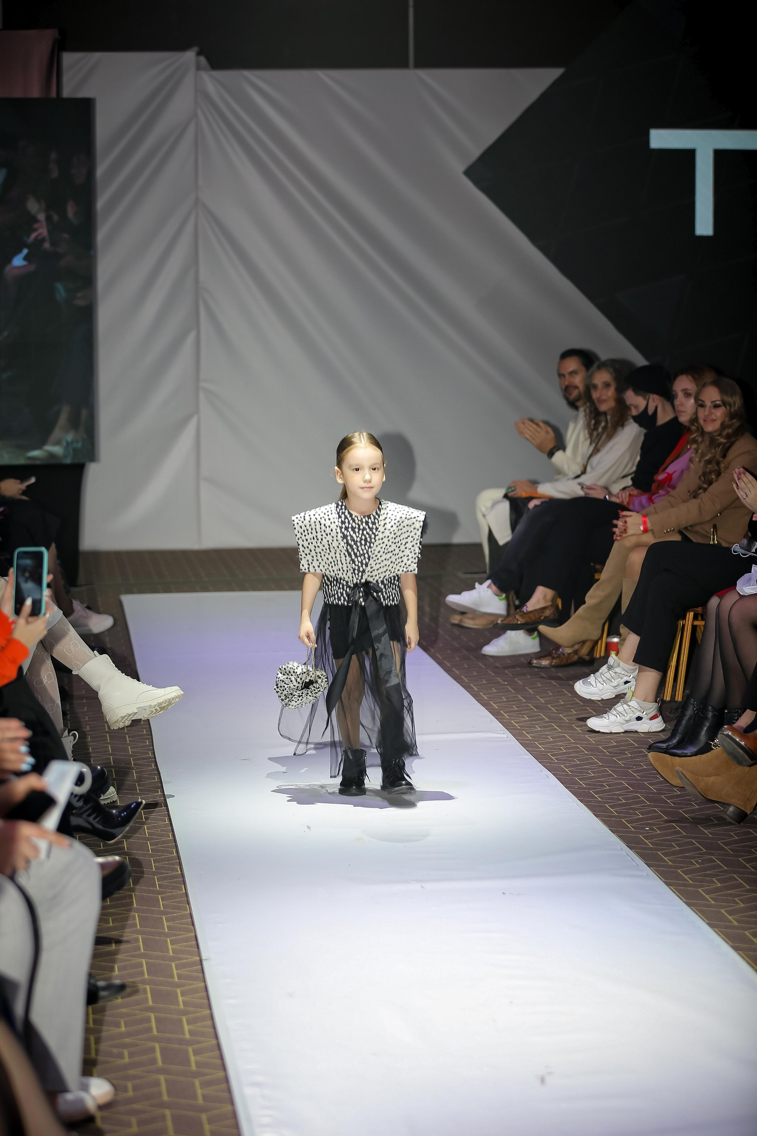 DON FASHION WEEK г. Ростов-на-Дону. Модельная студия MIA Models