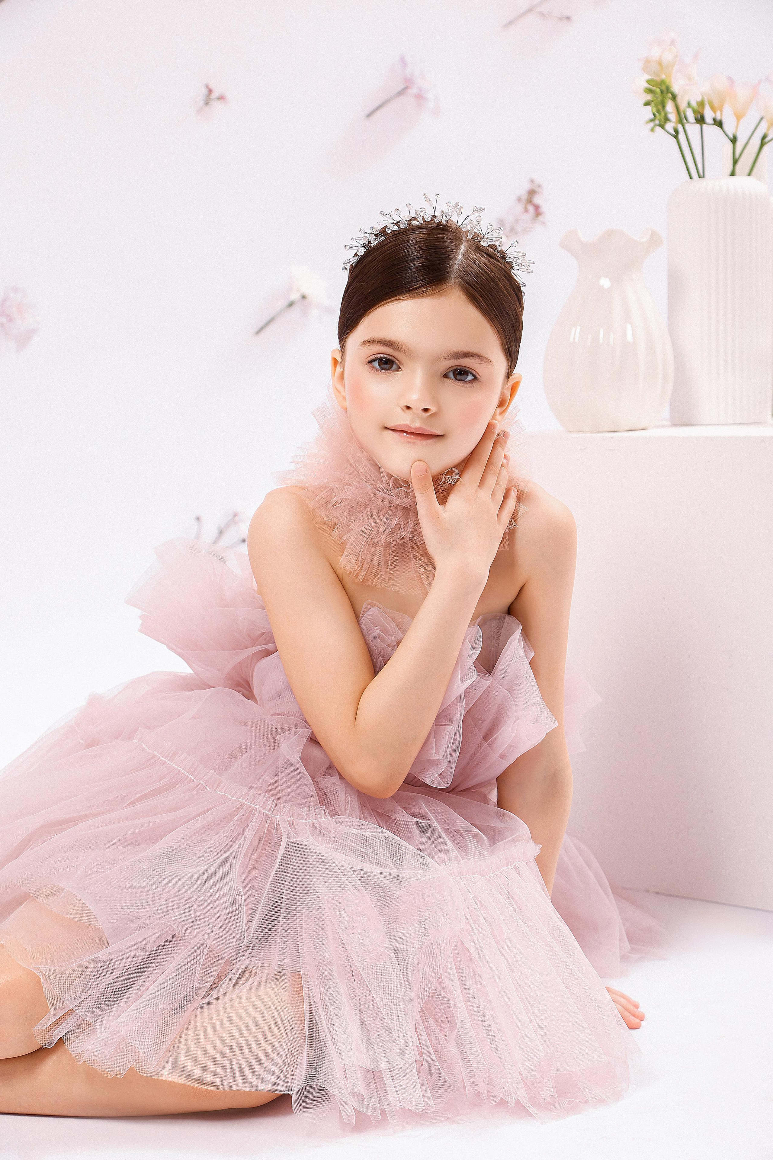 VERA. Модельная студия MIA Models