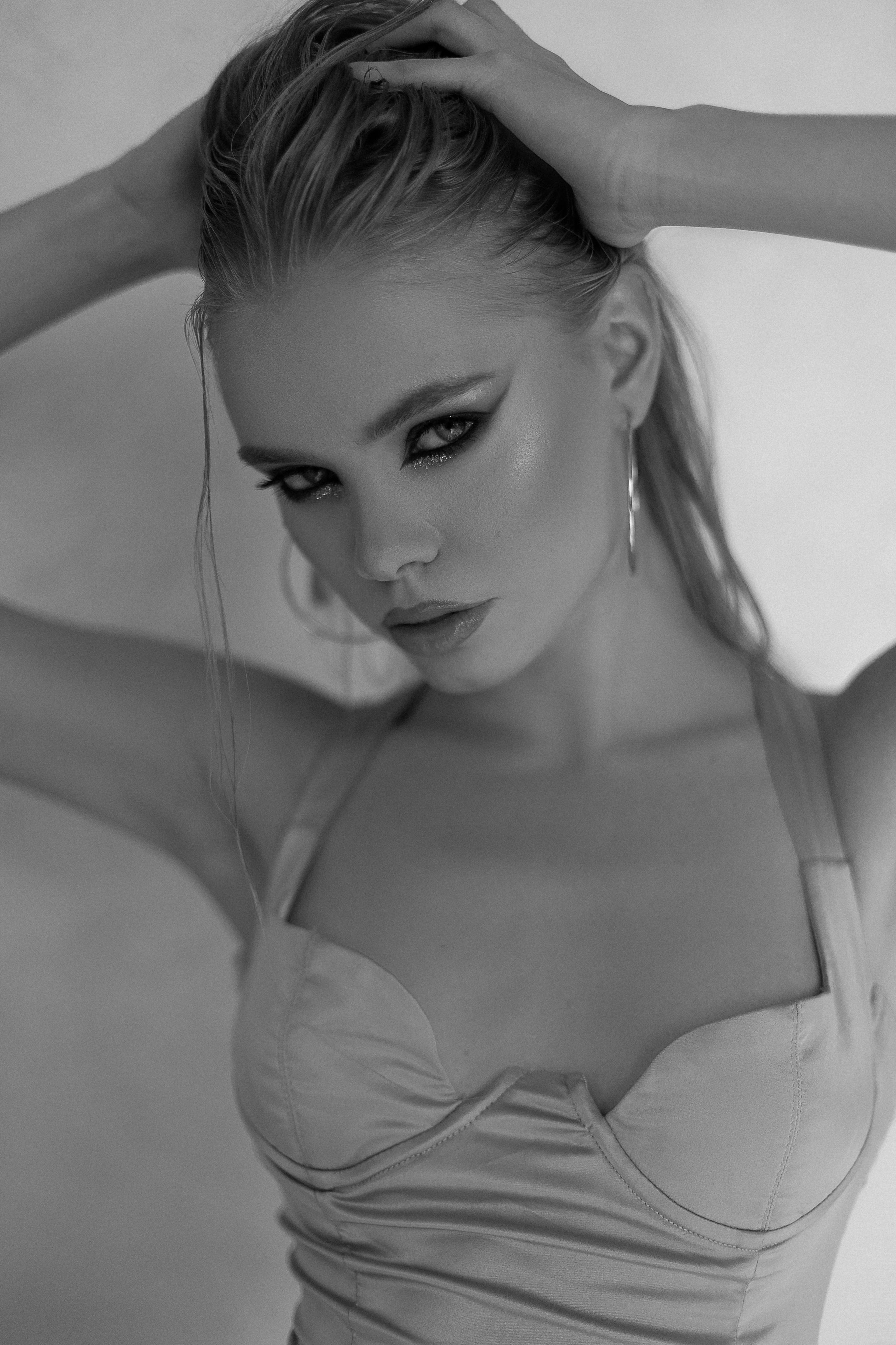 ELENA. Модельная студия MIA Models