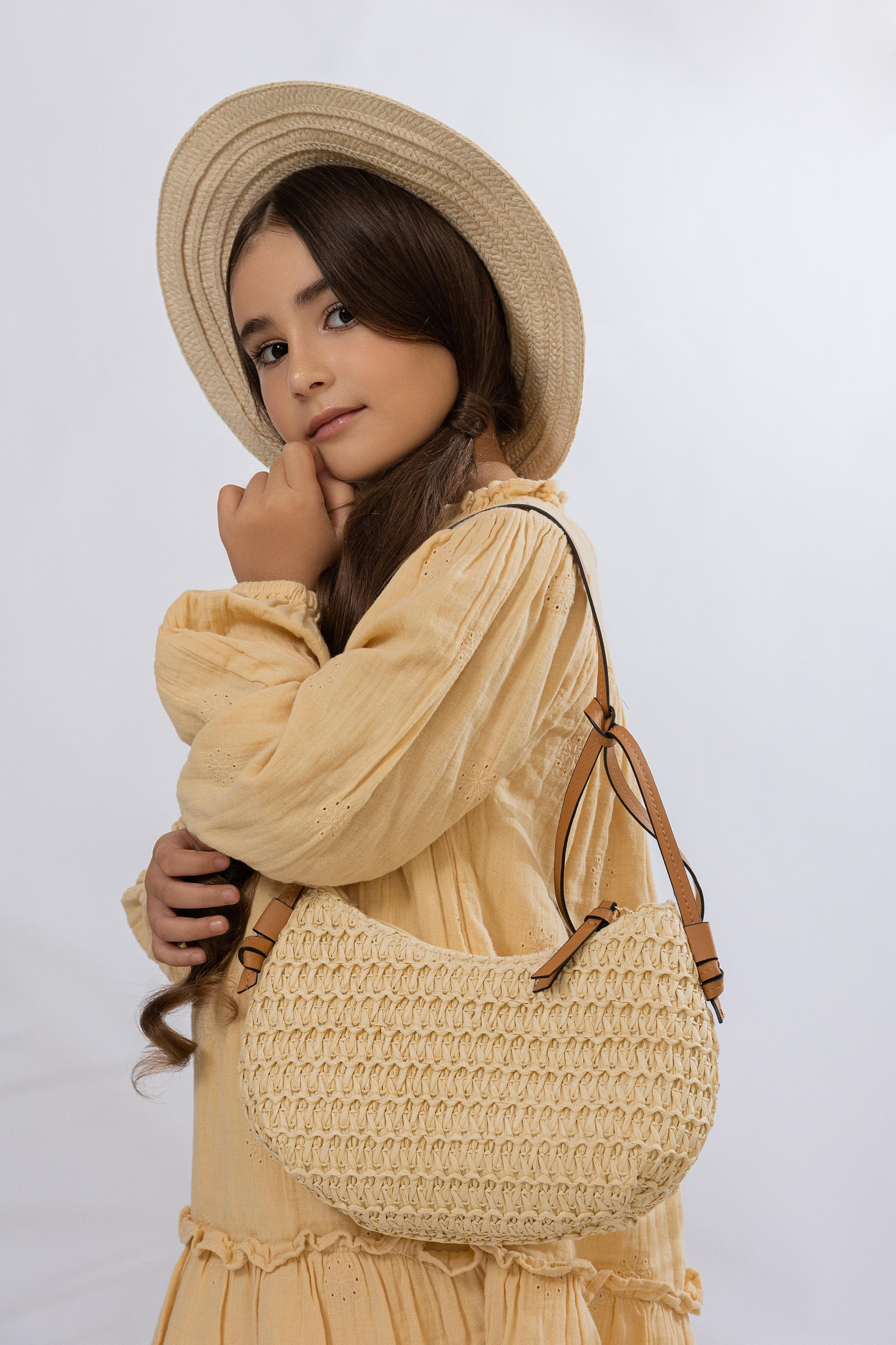 ALBINA. Модельная студия MIA Models