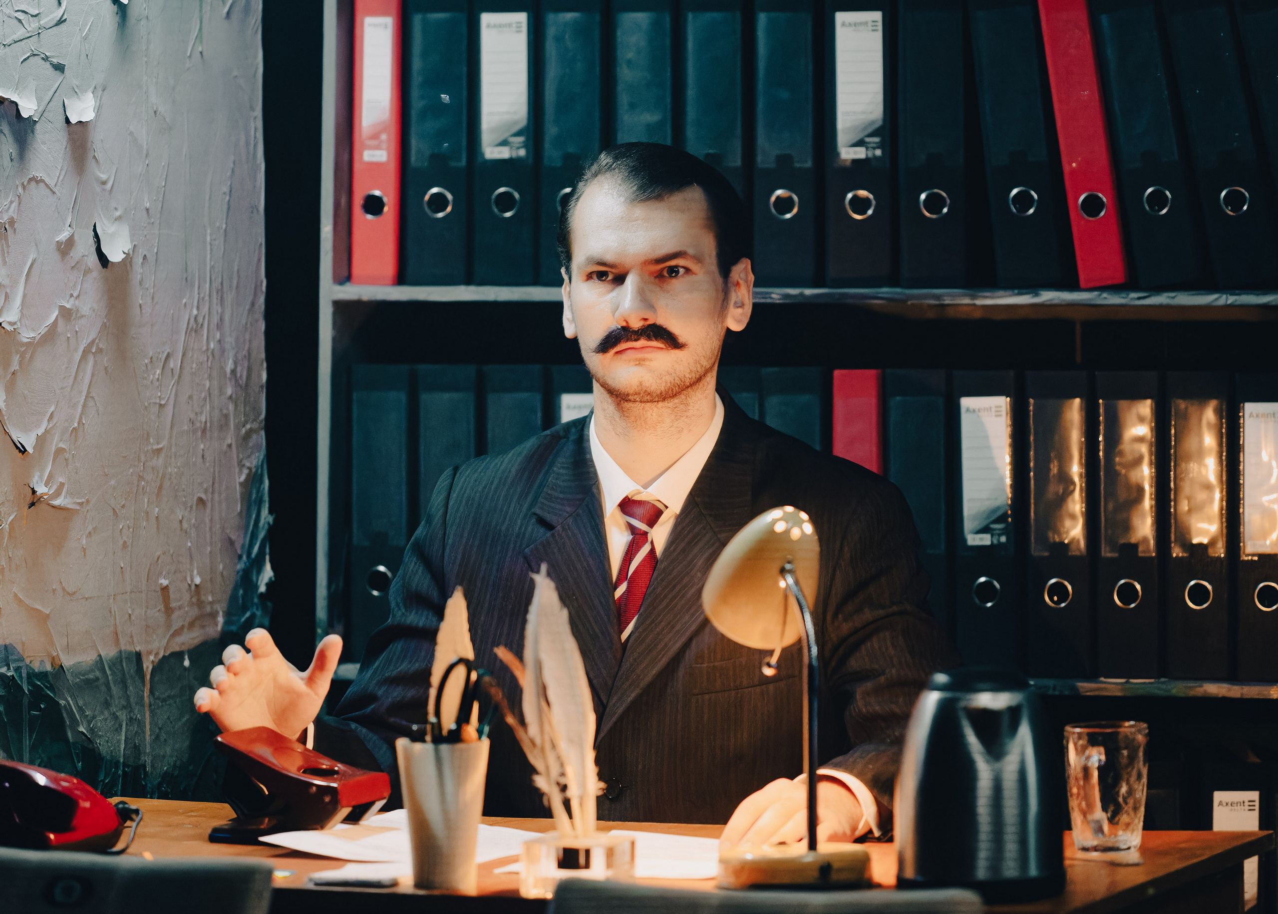 Записки_сумасшедшего_Чехов Центр. Фотограф. г. Южно-Сахалинск. Олег Толстов