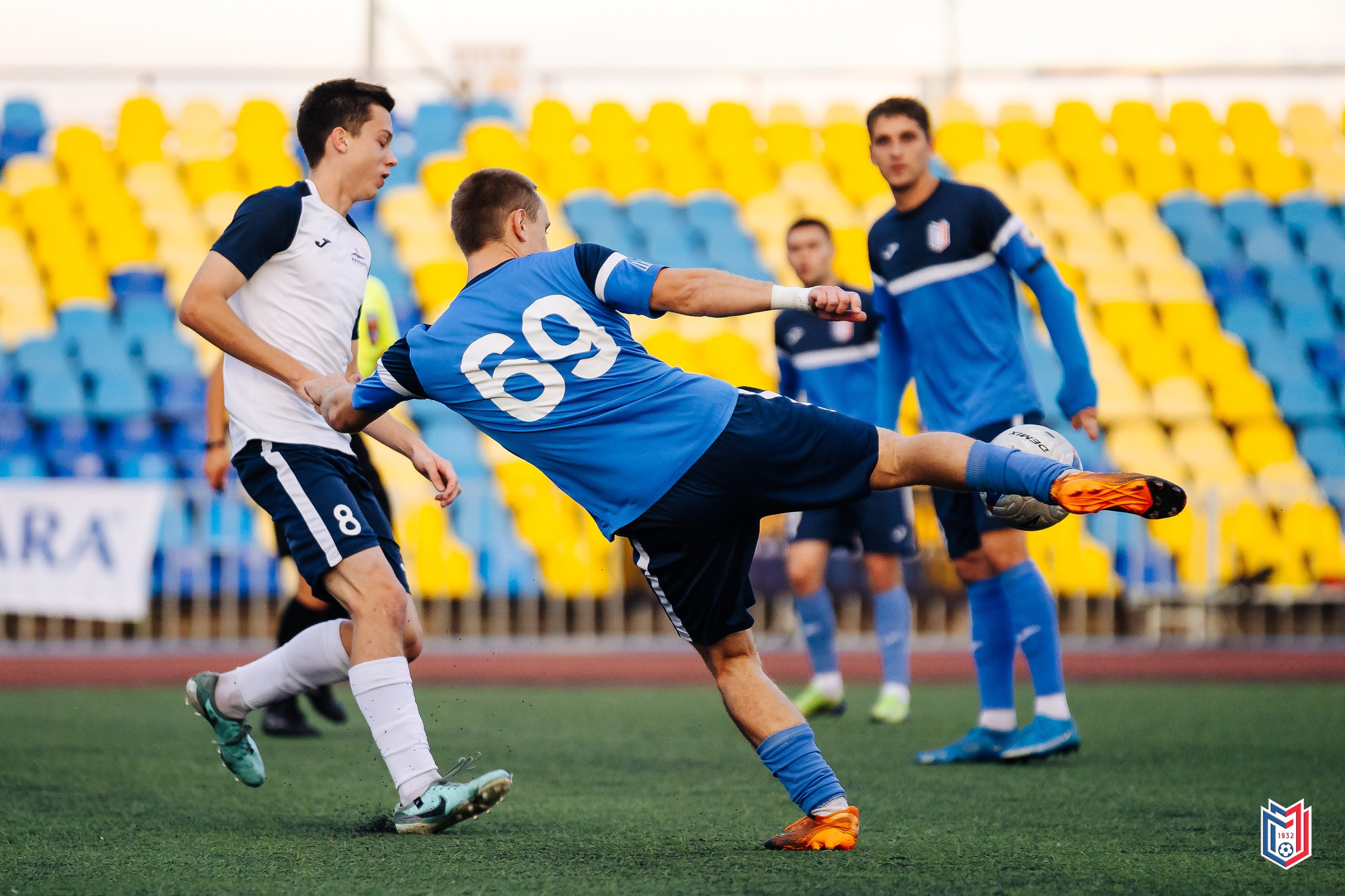 ФК «Металлург-Магнитогорск» — «СибГУФК Иртыш-2» // 21.09.24. Денис Прохоров Фотограф в г. Магнитогорск