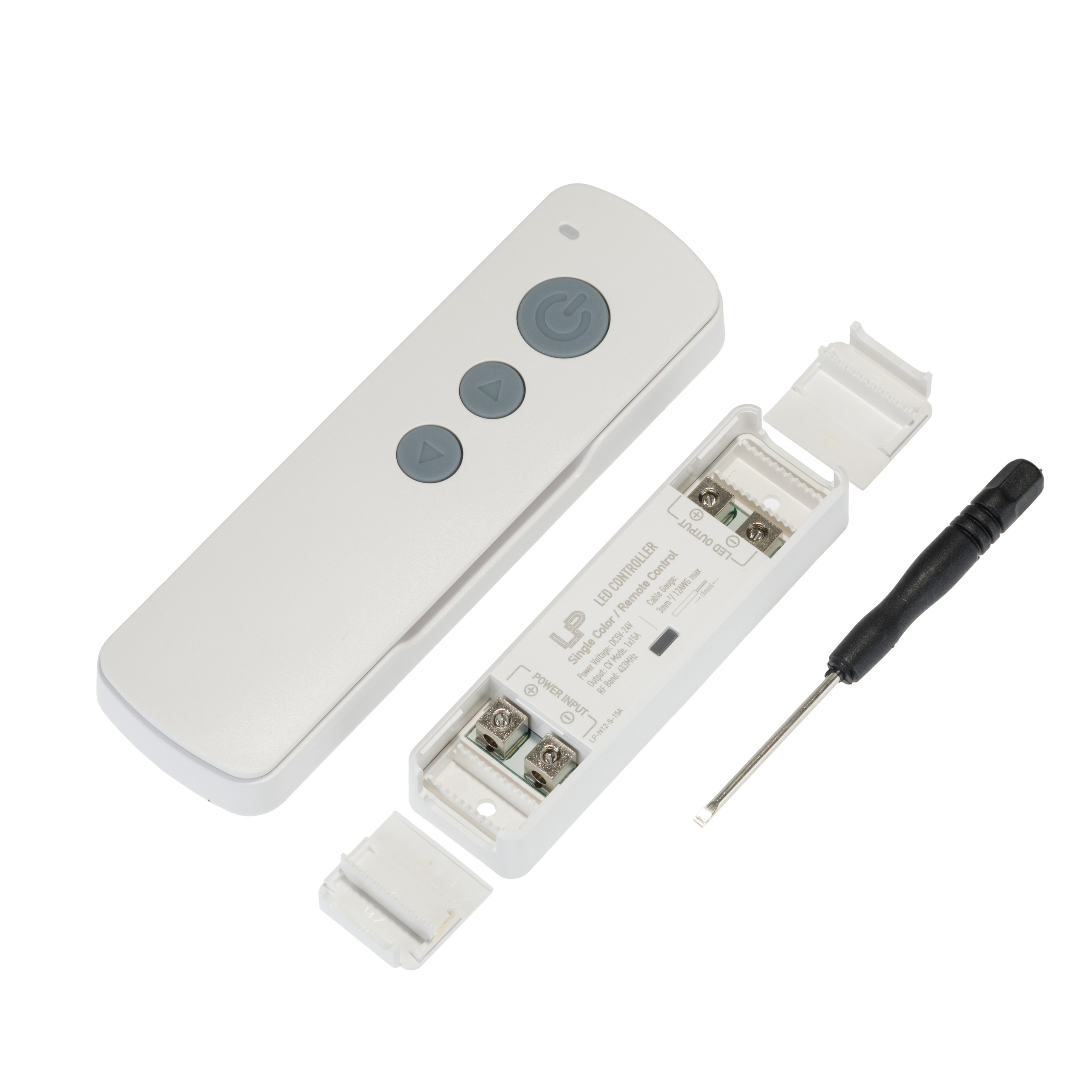 На белом для маркетплейсов и каталогов. Предметный фотограф Александр Трузян