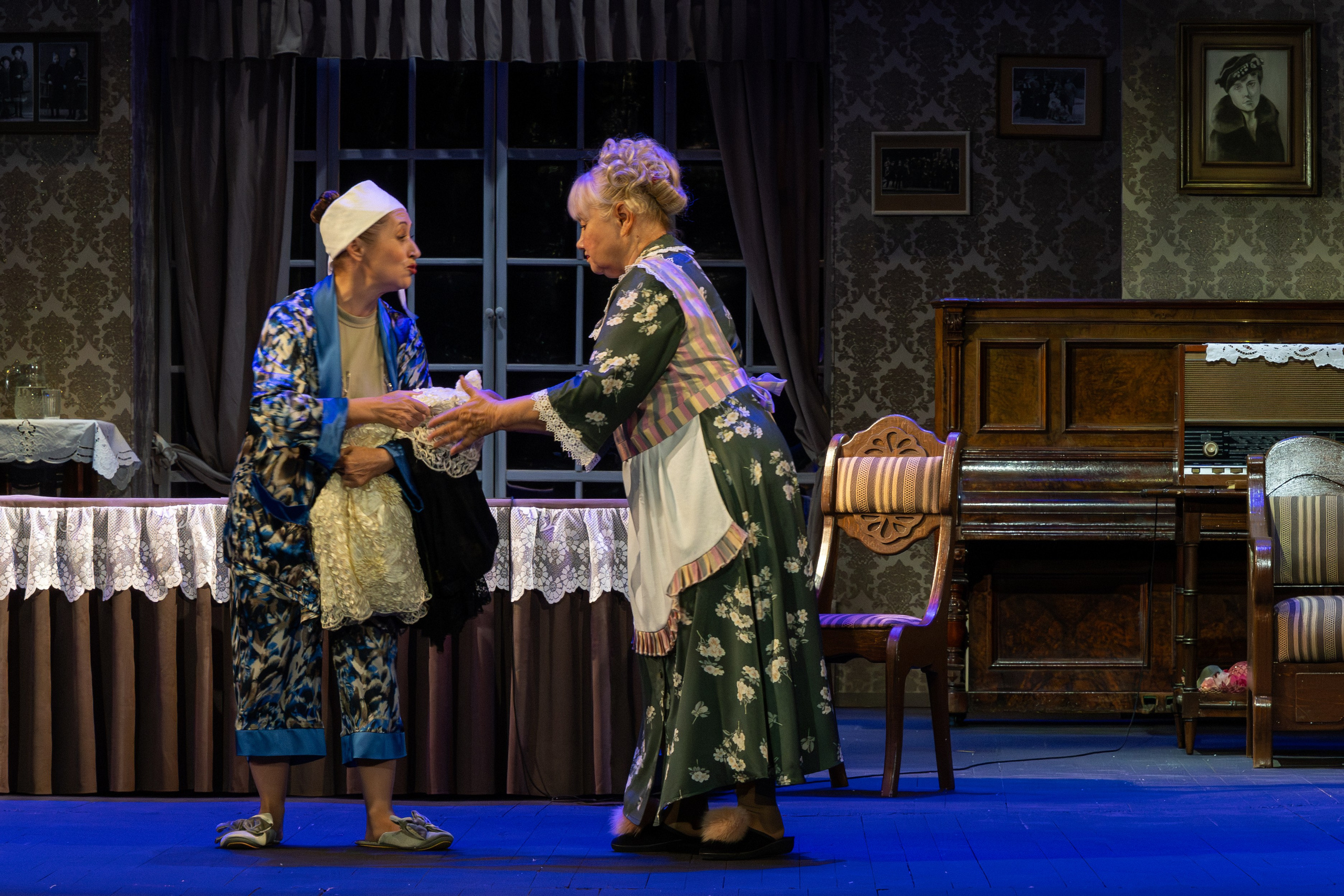 Театр Юного Зрителя «Отчаянные Тетки». Фотограф Марк Файзулин