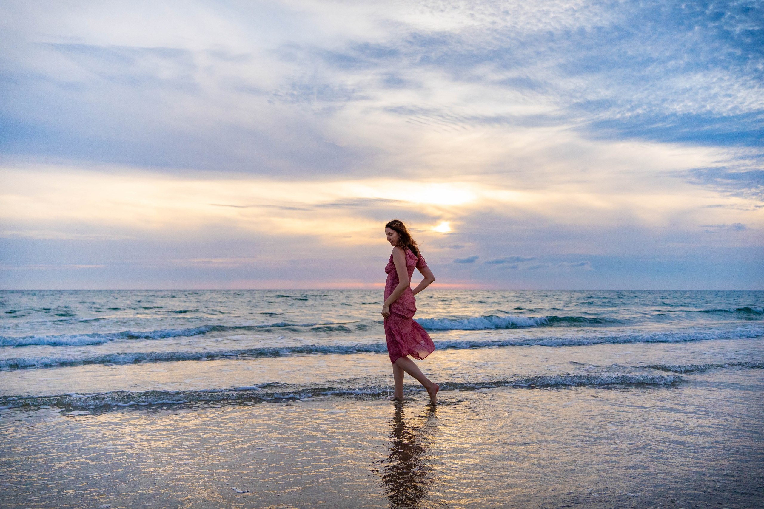 Фотоссесия в Анапе на пляже в октябре. Семейный и детский фотограф Екатерина Черняева. Снимаю портреты, love story, фотопрогулки, работаю на улице, в кафе, студии, дома у клиента