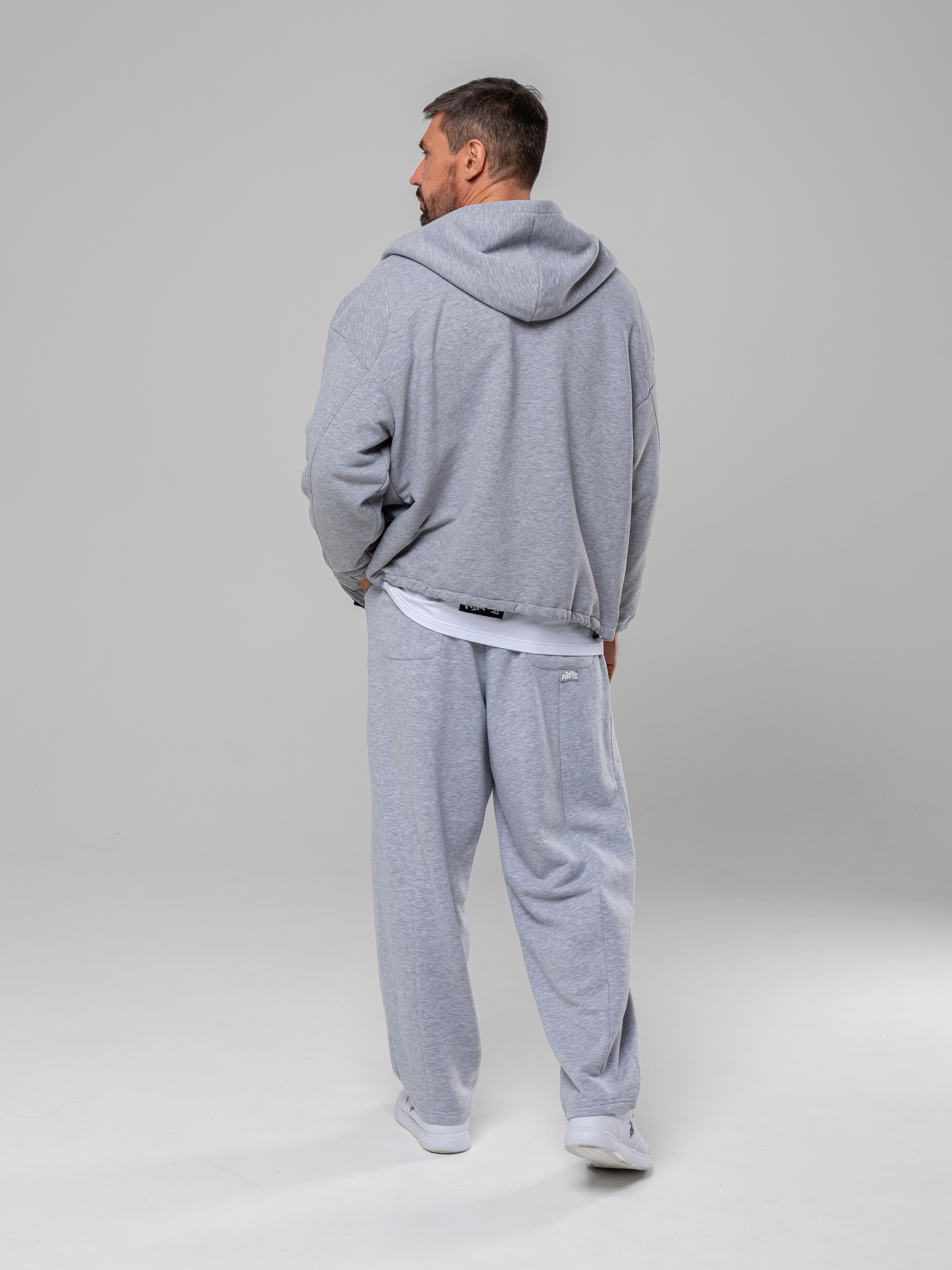 Худи и штаны. Фотограф в Краснодаре Арина Кудряшова