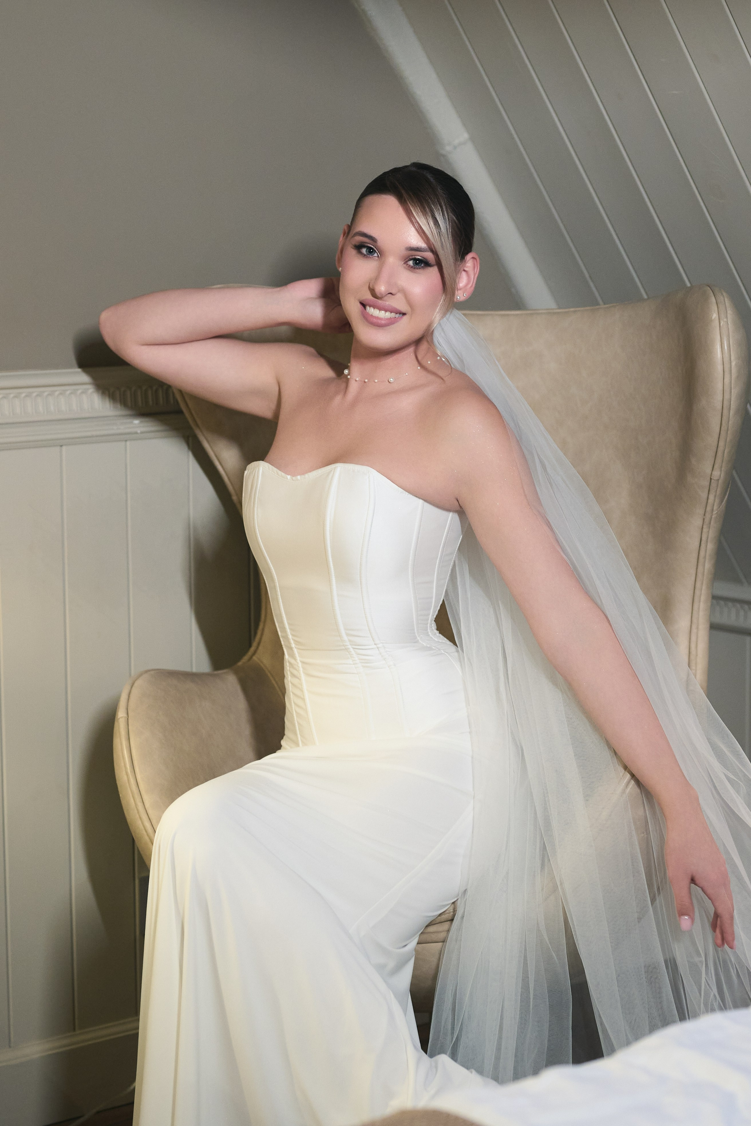 Анита (Невеста в отеле)