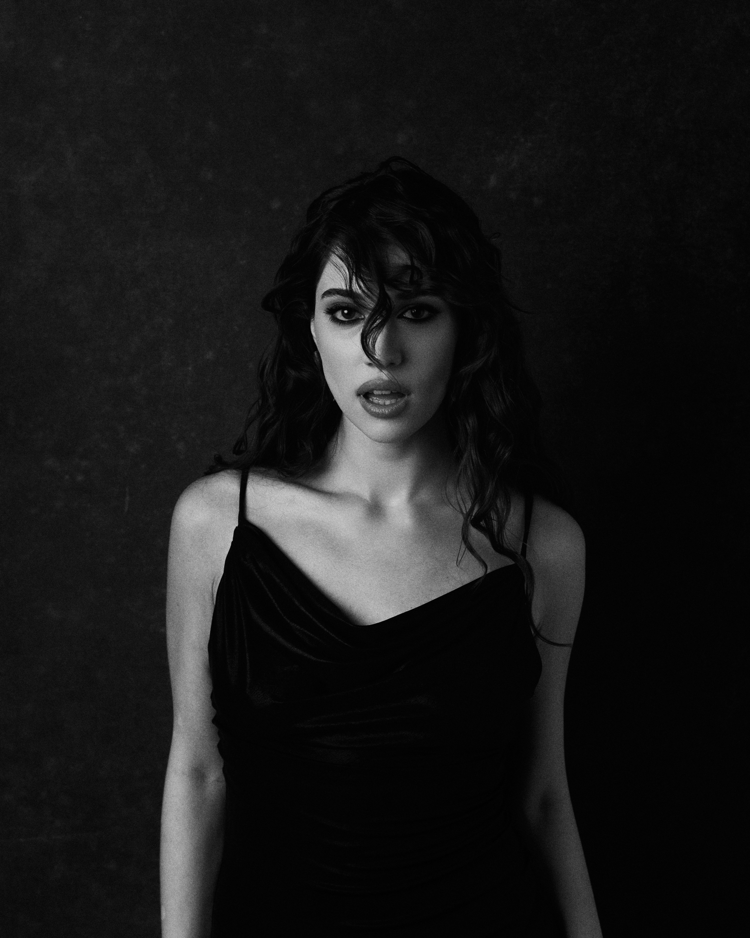 Gunai. Фэшн-фотография и портреты в Владивостоке. Превращаю съёмку в повествование — создаю образы с сюжетом, которые остаются в памяти