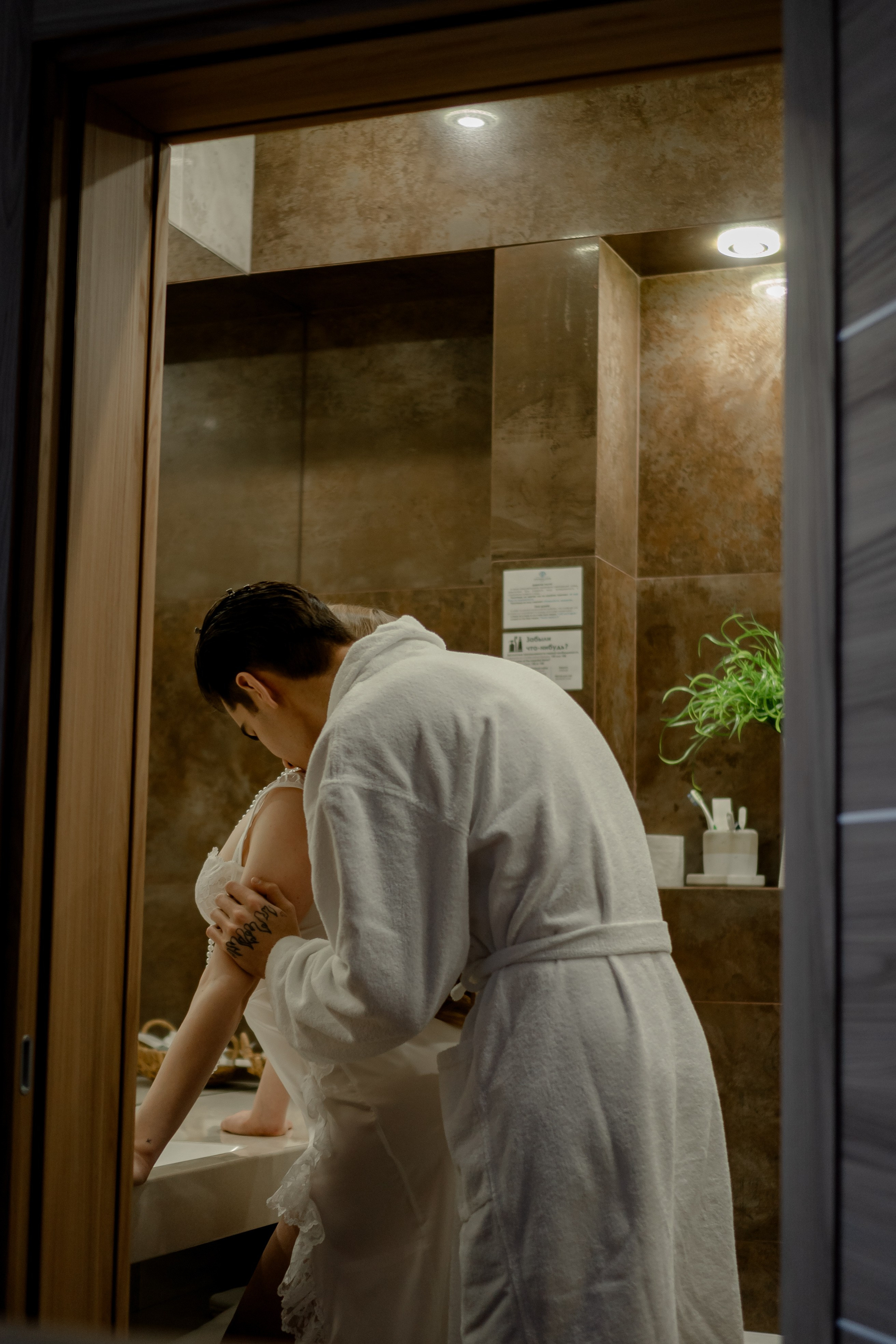 УТРО ЖЕНИХА И НЕВЕСТЫ (СНЯТО В СИБИРЕ В НИЖНЕВАРТОВСКЕ). Профессиональный фотограф, Санкт-Петербург — Виктория Богомолова