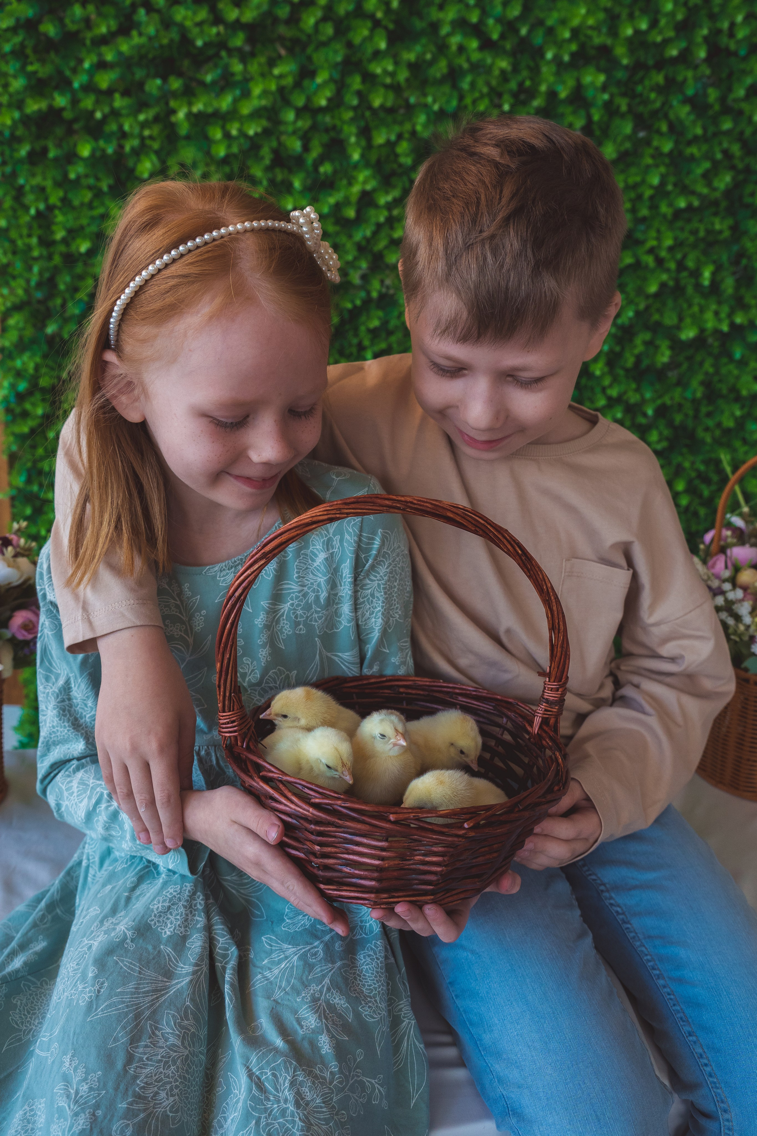 Пасхальный фотодень с цыплятами и кроликами. Фотограф Маргарита Слободянина в Хабаровске
