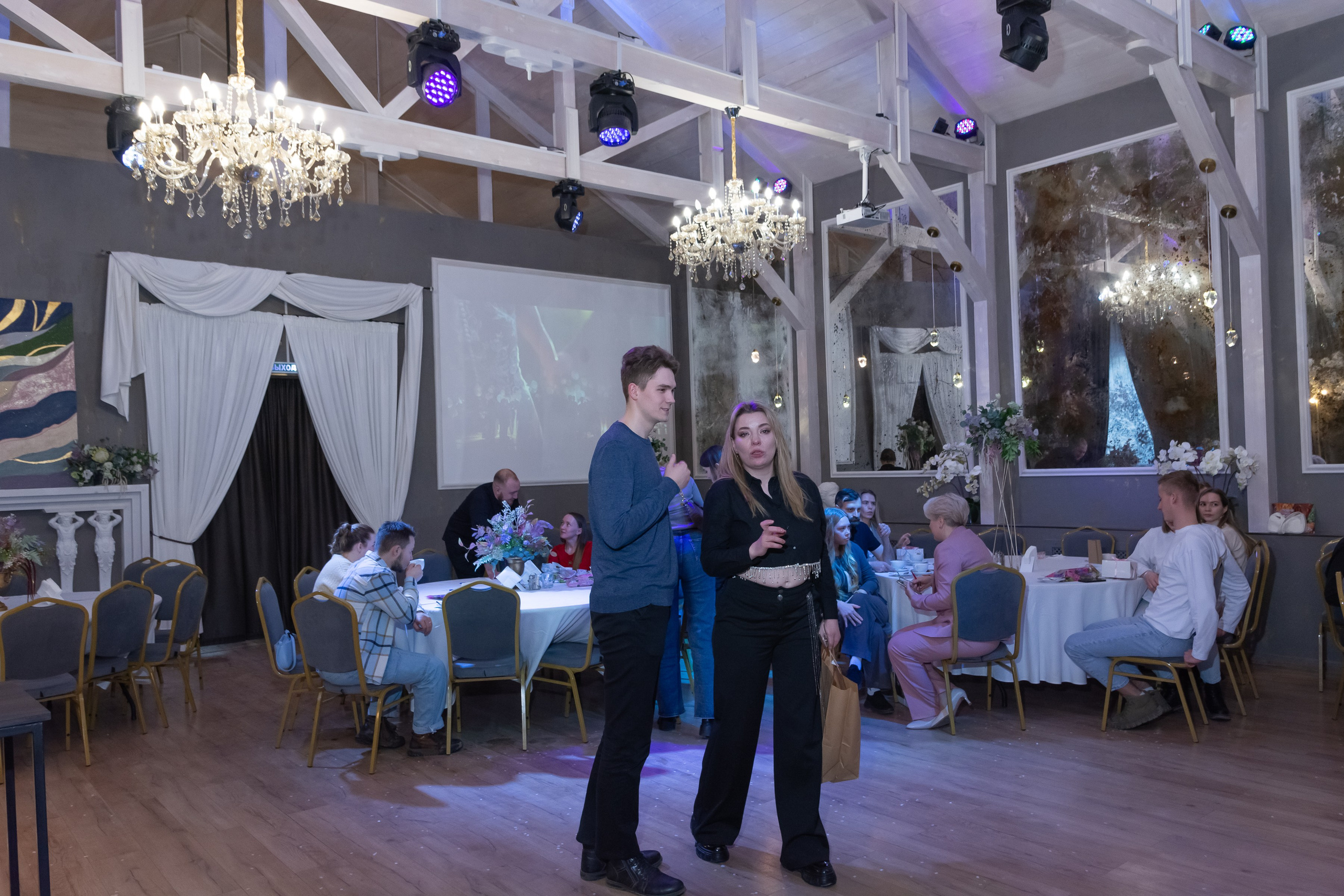 Свадебное чаепитие для молодоженов