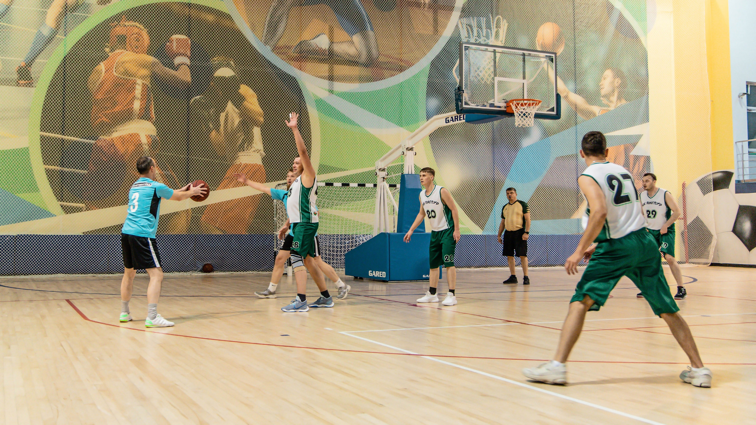 Соревнования по баскетболу в рамках городской спартакиады. Фотограф в Губкинском | Александра Артамонова