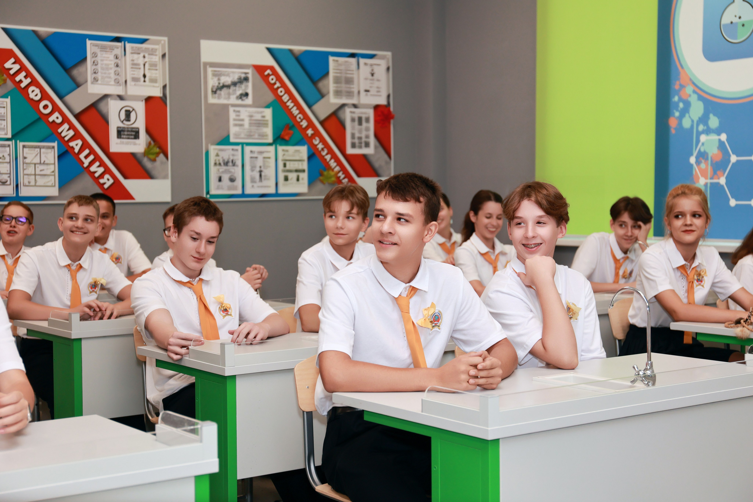 1 сентября (23 гимназия). Детский семейный фотограф Краснодар