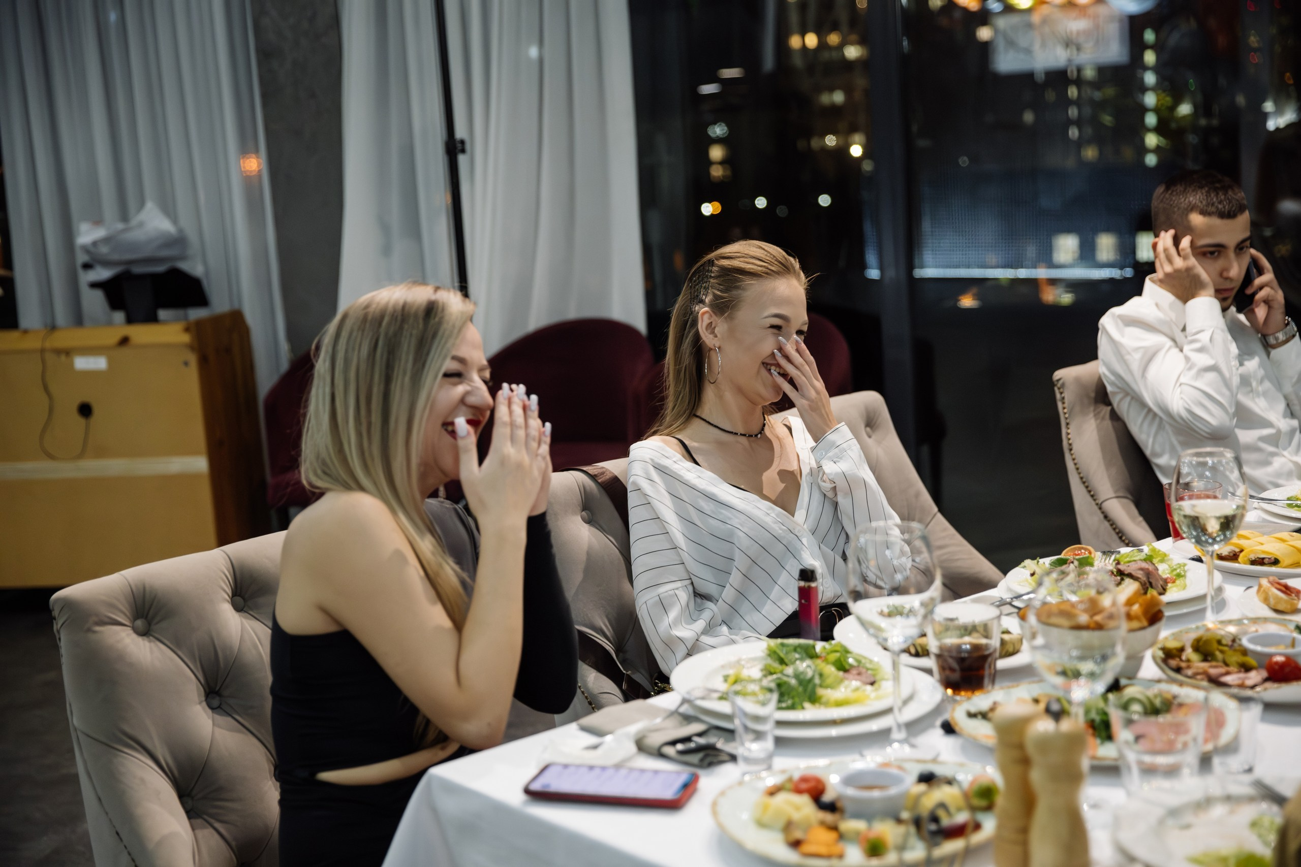 Поиск. Свадебный фотограф в Казани, РТ, РФ Миннуллин Динар