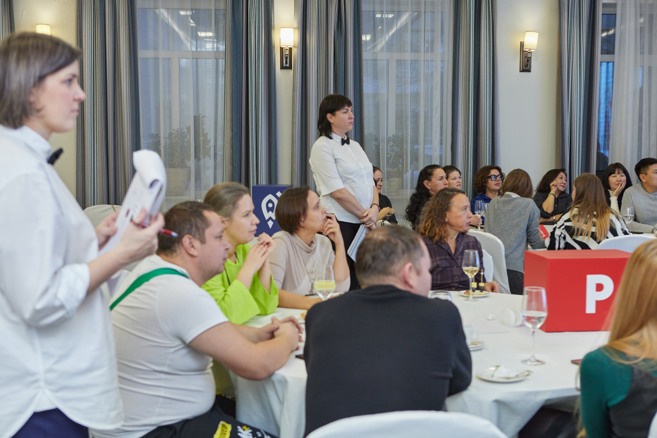 Бизнес-игра «Экспортное казино», центр «Мой Бизнес». Контент-фотограф в Абакане Наталья Нагибина