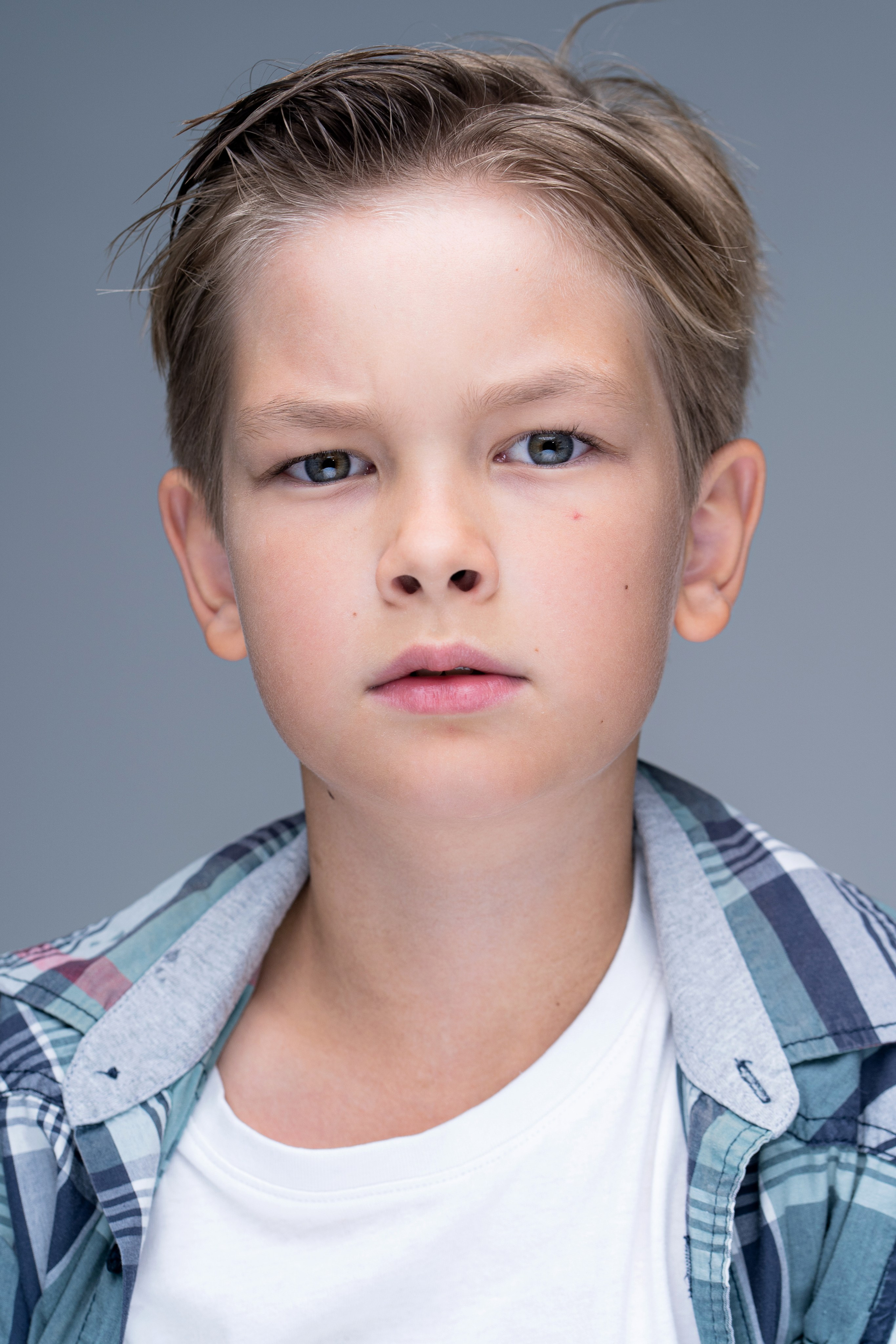 ЯРОМИР. Портретный фотограф. Актёрское портфолио