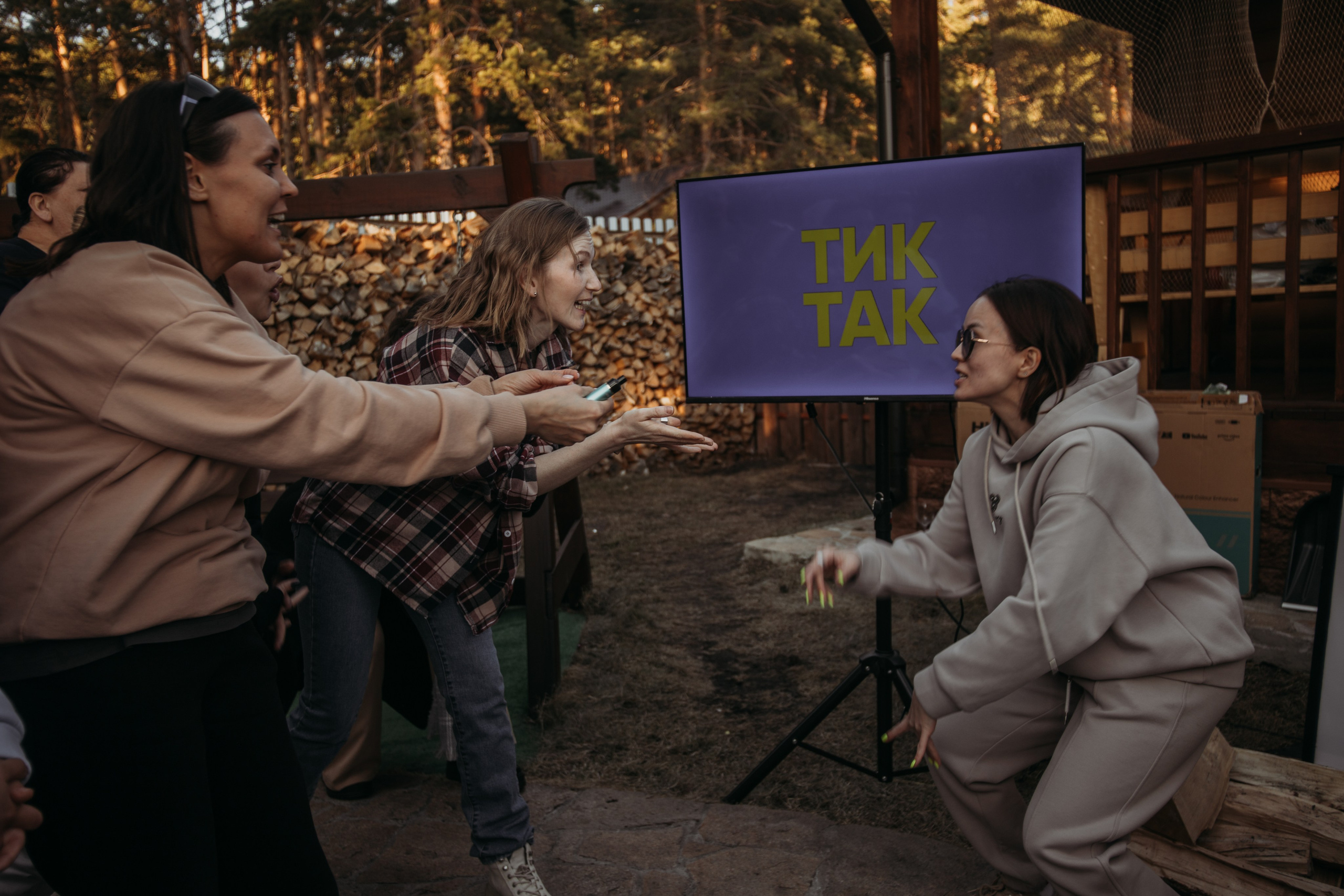 Корпоратив Muza_Arts. Венера Гайн. Репортажный фотограф  Тюмень. Обучение фотографии с 0