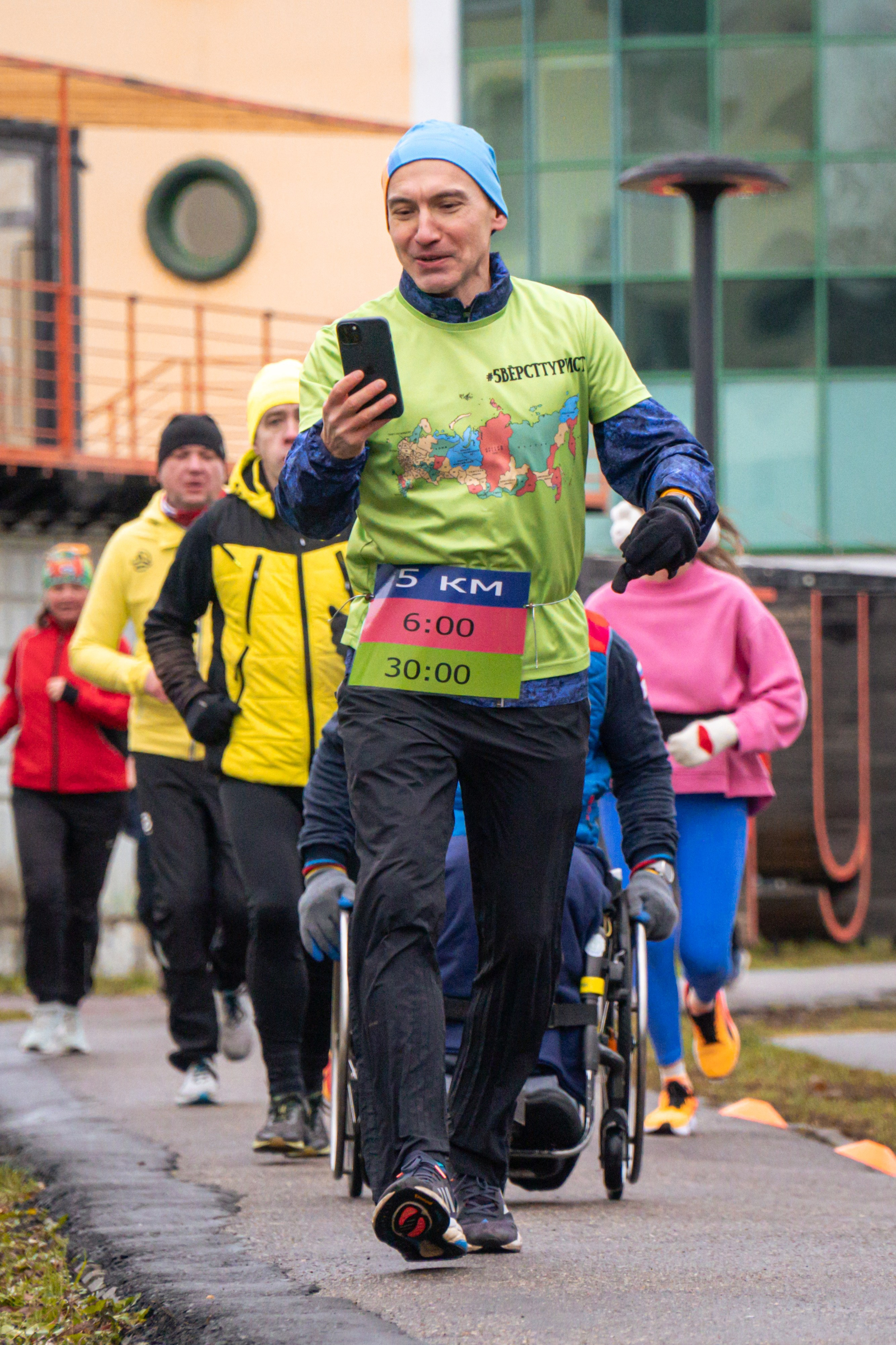 5 вёрст Реутов 16.11.2024. Роман Капилюшов. Бег. Фото. Видео. г. Люберцы