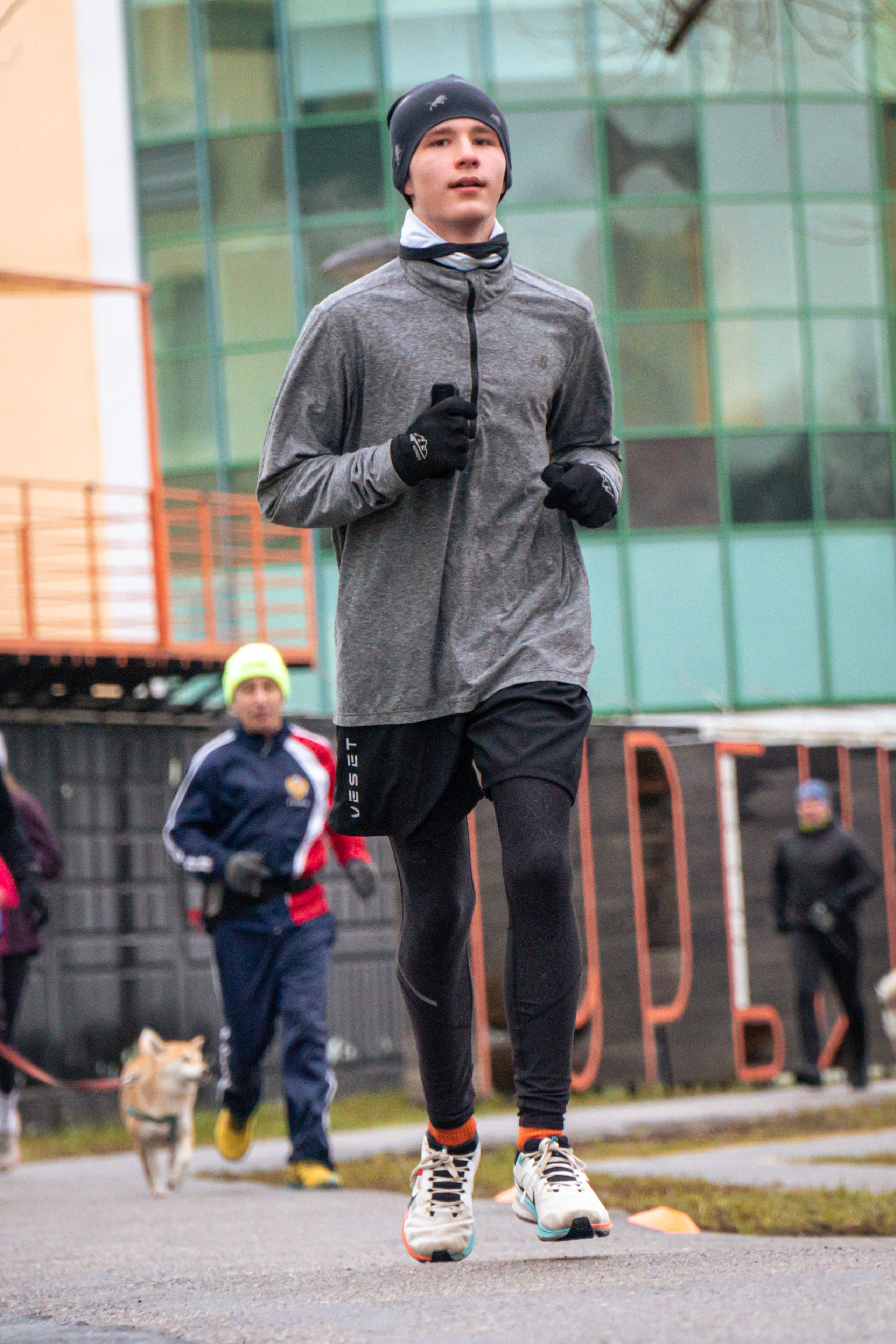 5 вёрст Реутов 16.11.2024. Роман Капилюшов. Бег. Фото. Видео. г. Люберцы