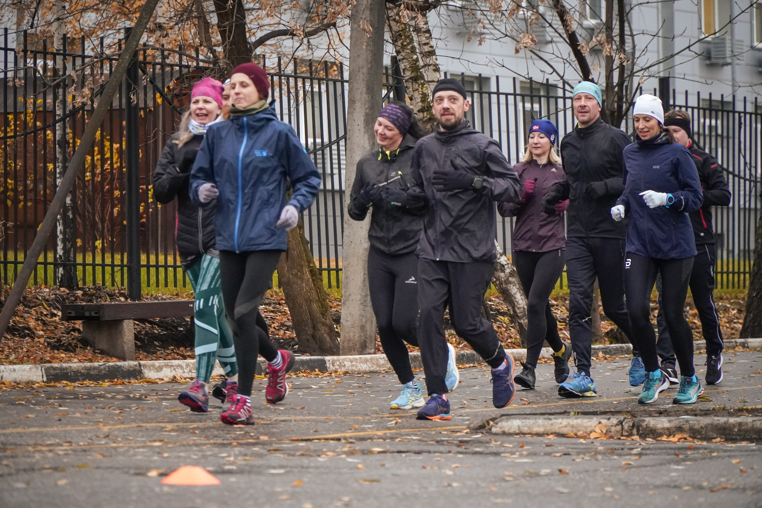 5 вёрст Реутов 16.11.2024. Роман Капилюшов. Бег. Фото. Видео. г. Люберцы