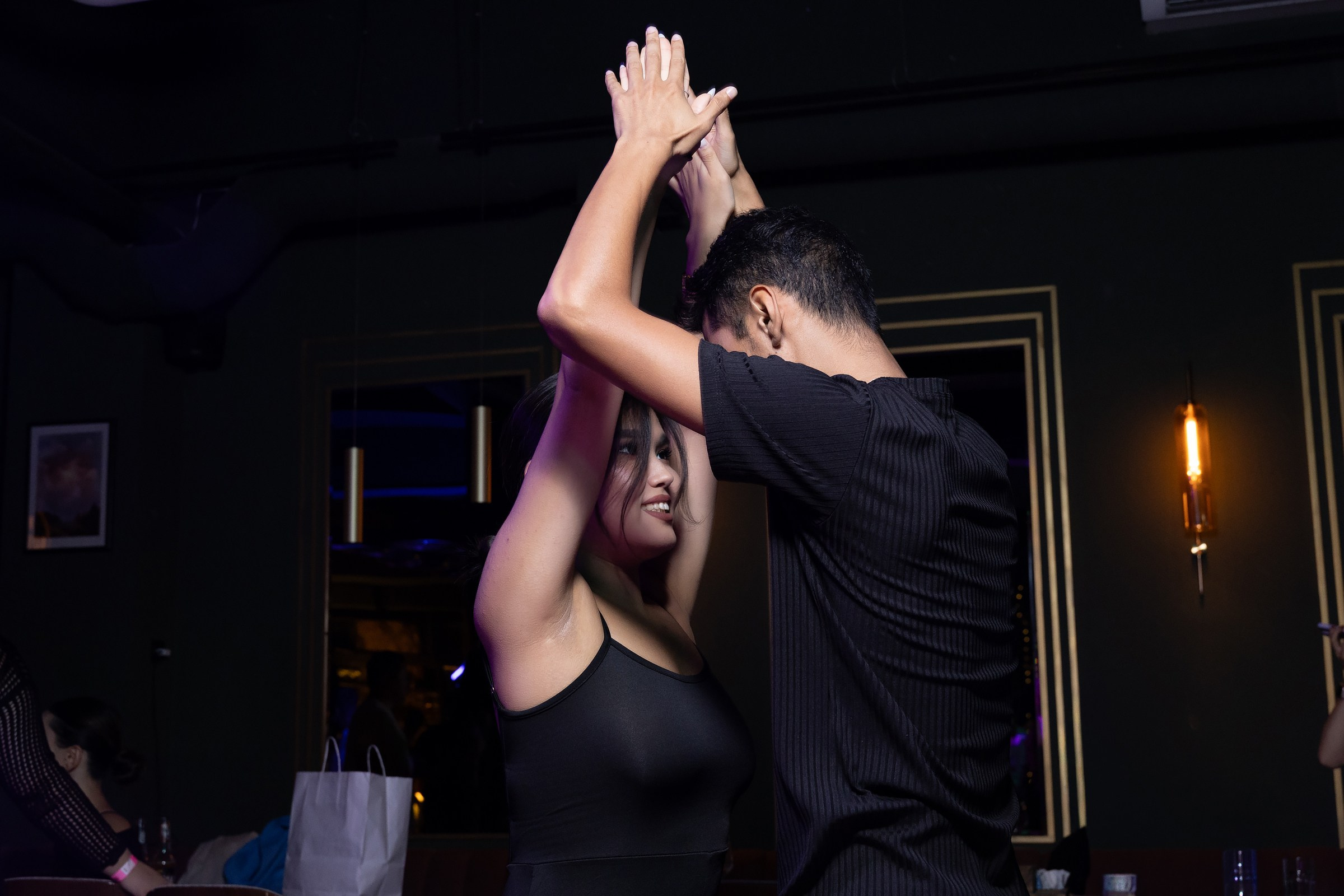 Bachata party by One Flick. Репортажный фотограф в Алматы Каюпов Сержан