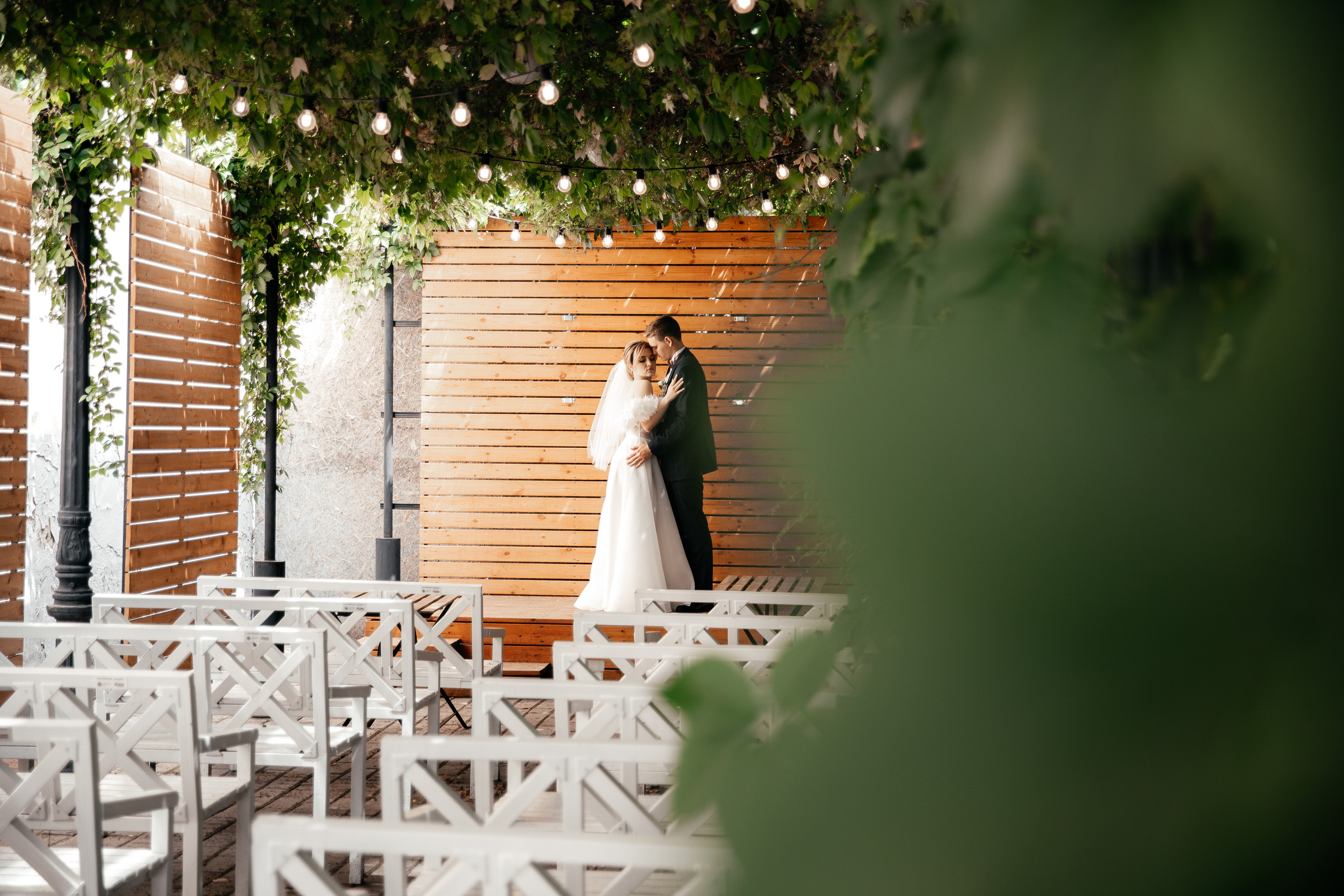 Артём и Таня — свадьба с уютом и светом. Свадебный фотограф в Оренбурге Илья Володьков