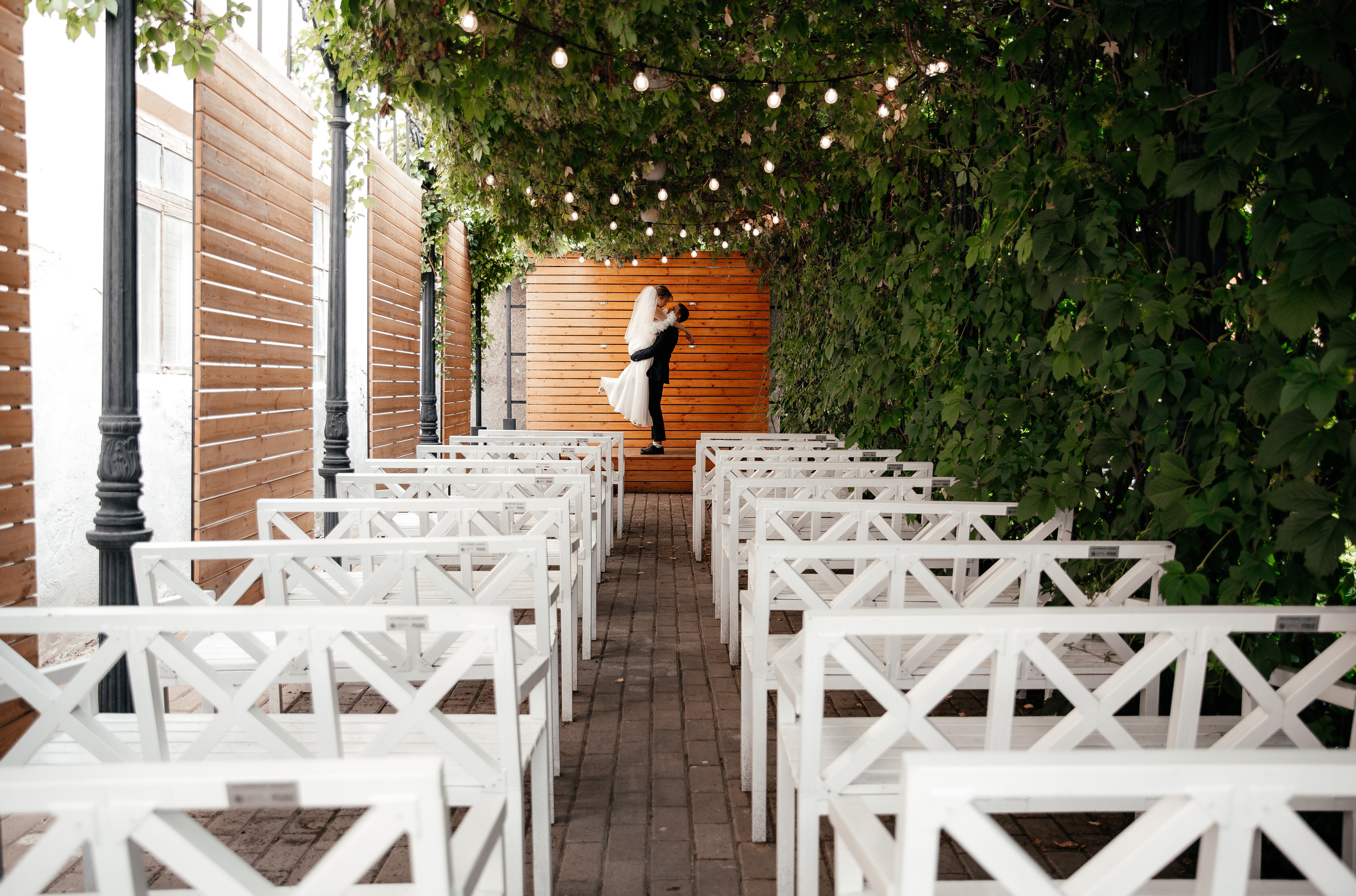 Артём и Таня — свадьба с уютом и светом. Свадебный фотограф в Оренбурге Илья Володьков