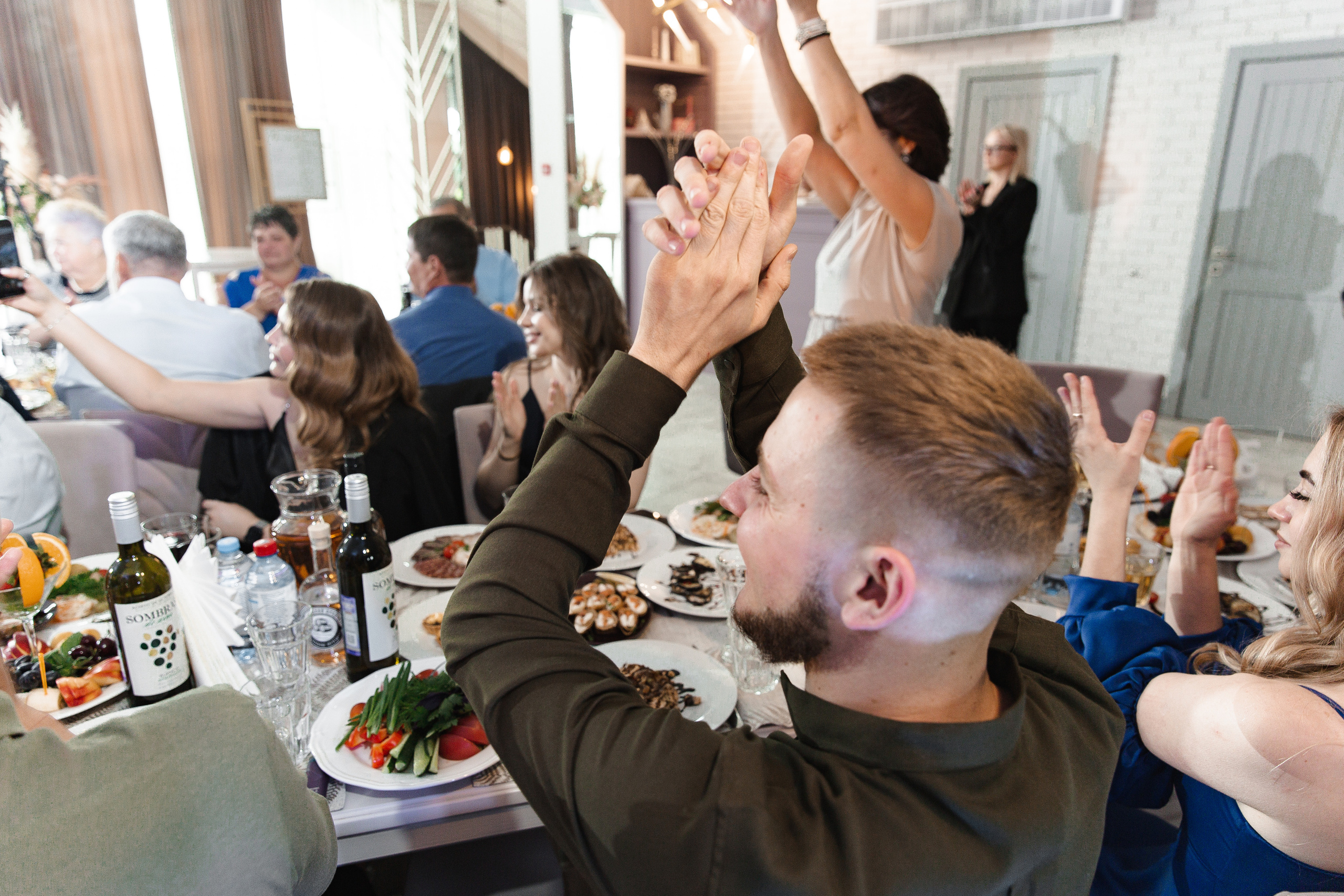Артём и Таня — свадьба с уютом и светом. Свадебный фотограф в Оренбурге Илья Володьков