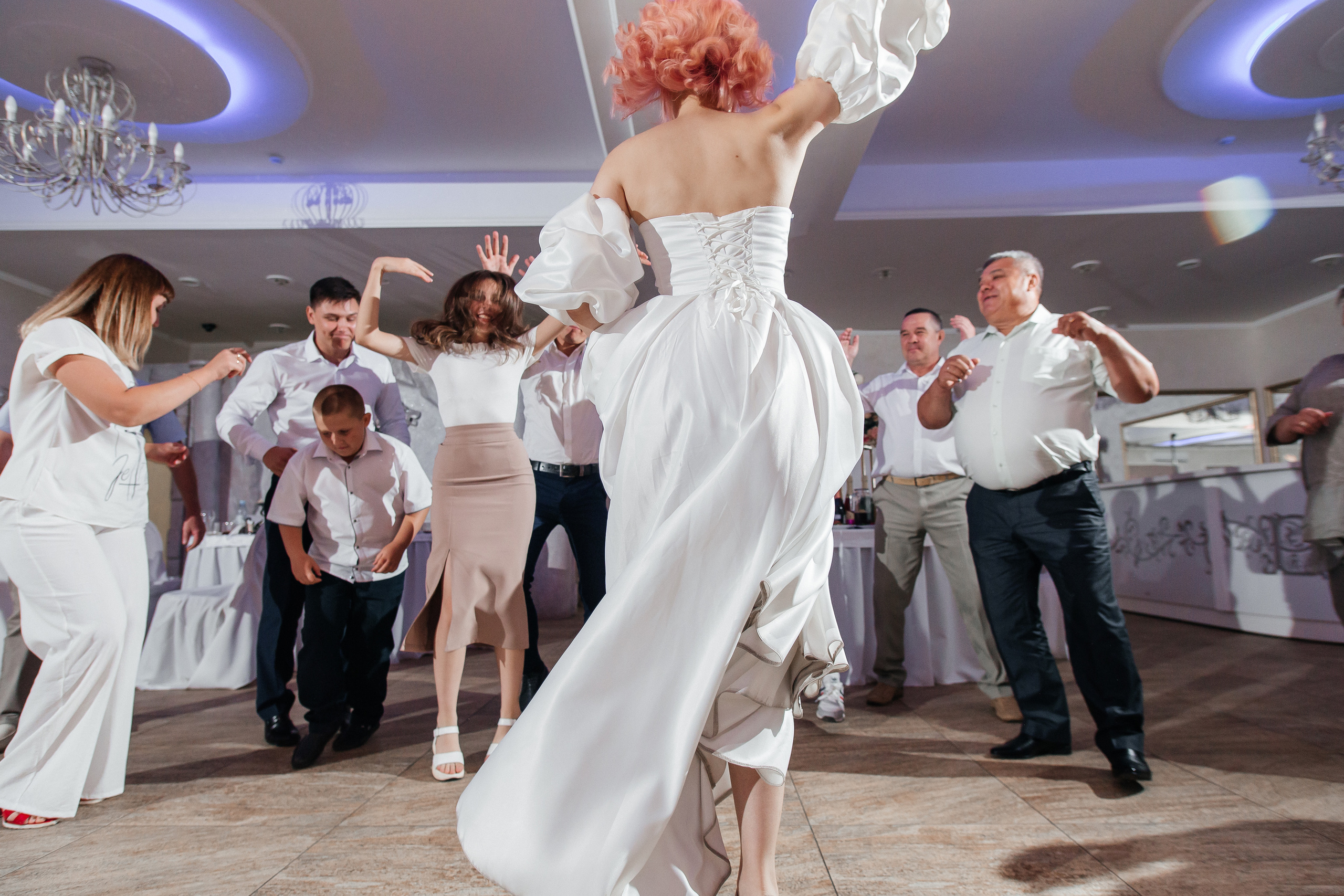 Андрей и Софья — уютная свадьба с теплом. Свадебный фотограф в Оренбурге Илья Володьков