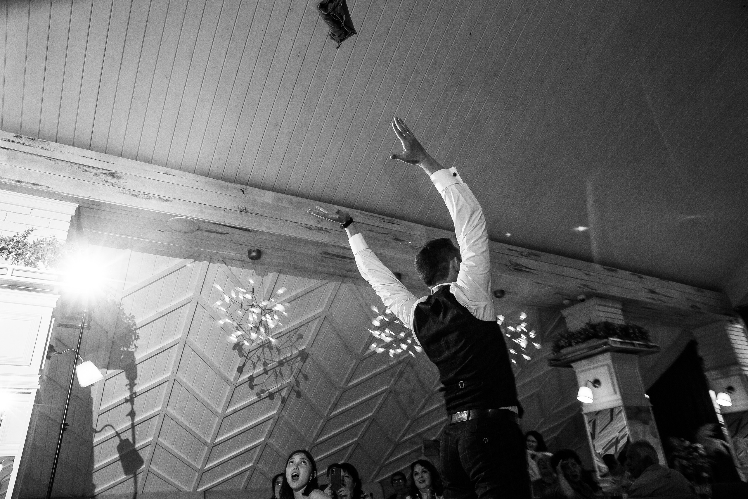 Артём и Таня — свадьба с уютом и светом. Свадебный фотограф в Оренбурге Илья Володьков