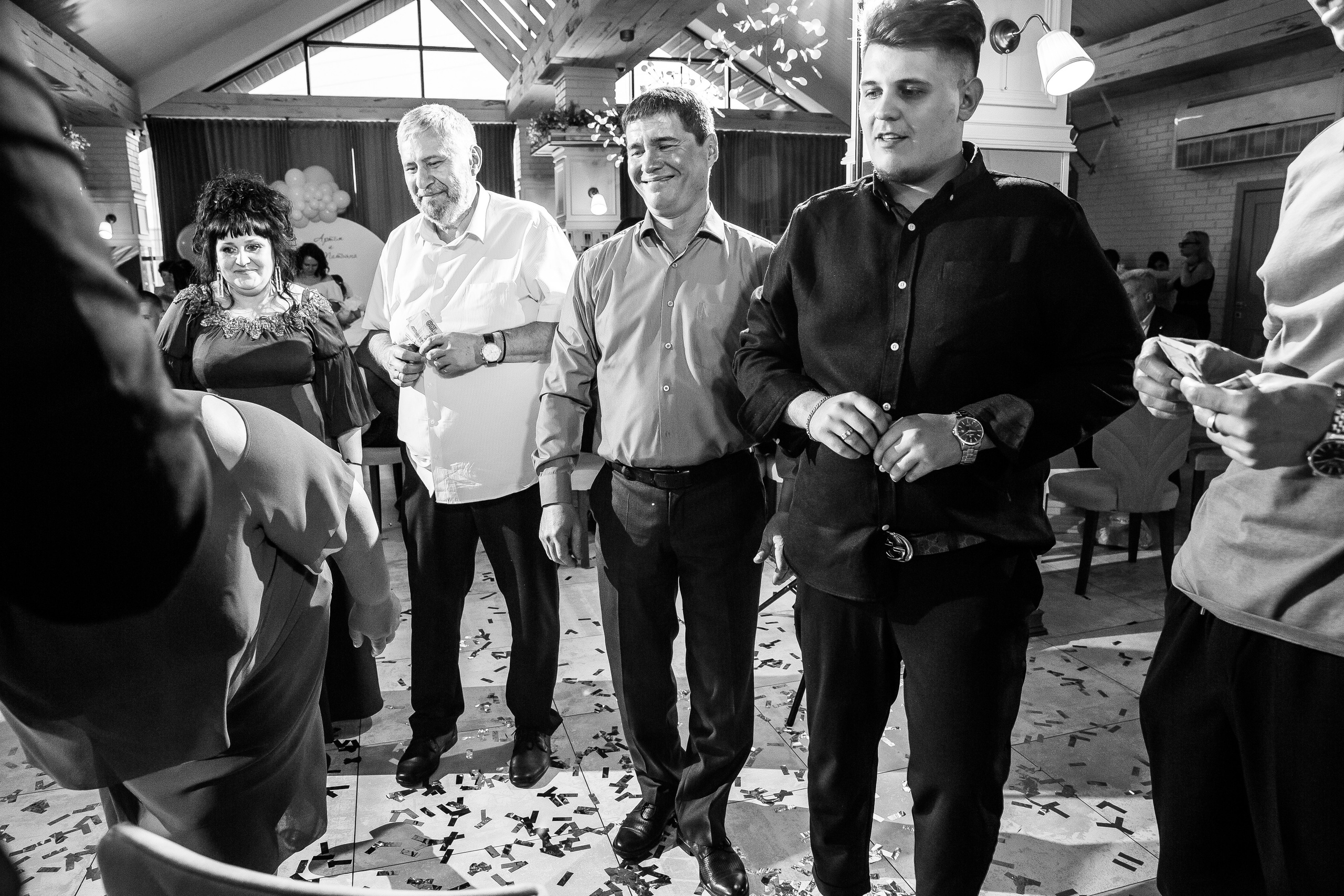 Артём и Таня — свадьба с уютом и светом. Свадебный фотограф в Оренбурге Илья Володьков