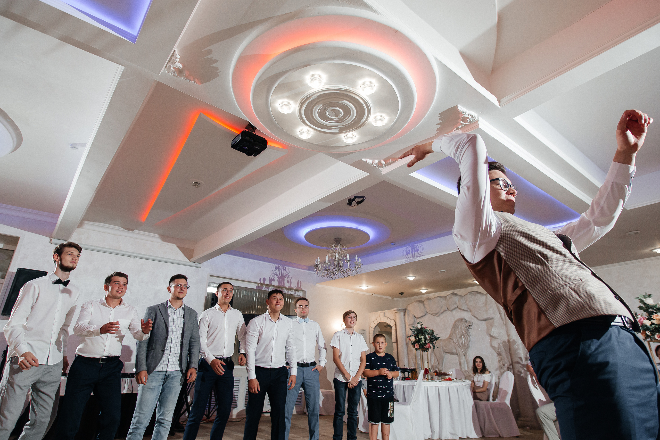 Андрей и Софья — уютная свадьба с теплом. Свадебный фотограф в Оренбурге Илья Володьков